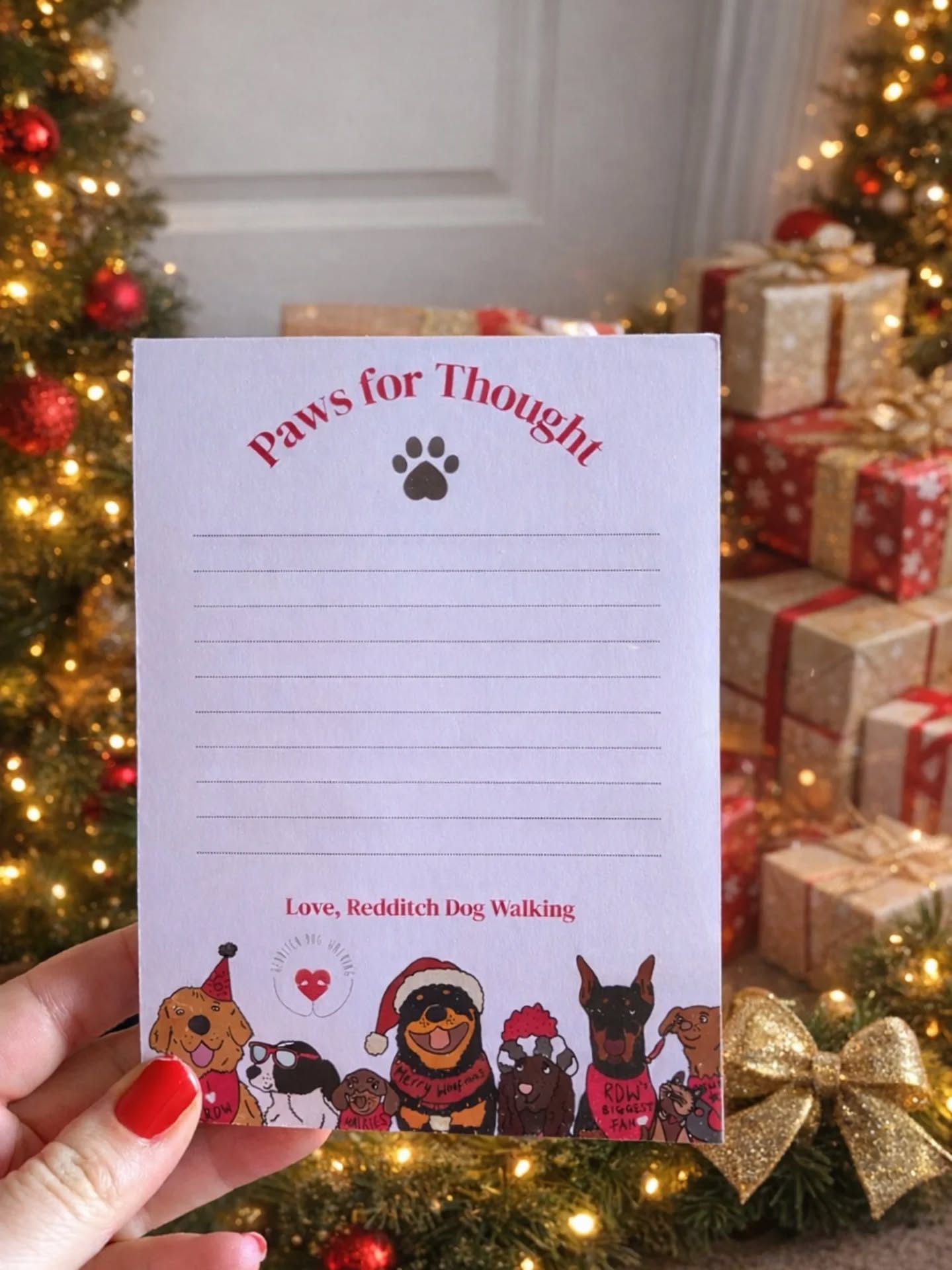 I was so happy to do part of Redditch Dog Walking's presents to their clients this year that went out to over 800 houses!
I used to design notepads and cards all dog themed and this was so nice to do! 🐾🎄
Thank you for asking me to do this lovely design @redditchdogwalking 🐾
Merry Christmas everyone!
#redditchdogwalking #notepaddesign #christmasdesign #christmasgifts🎁