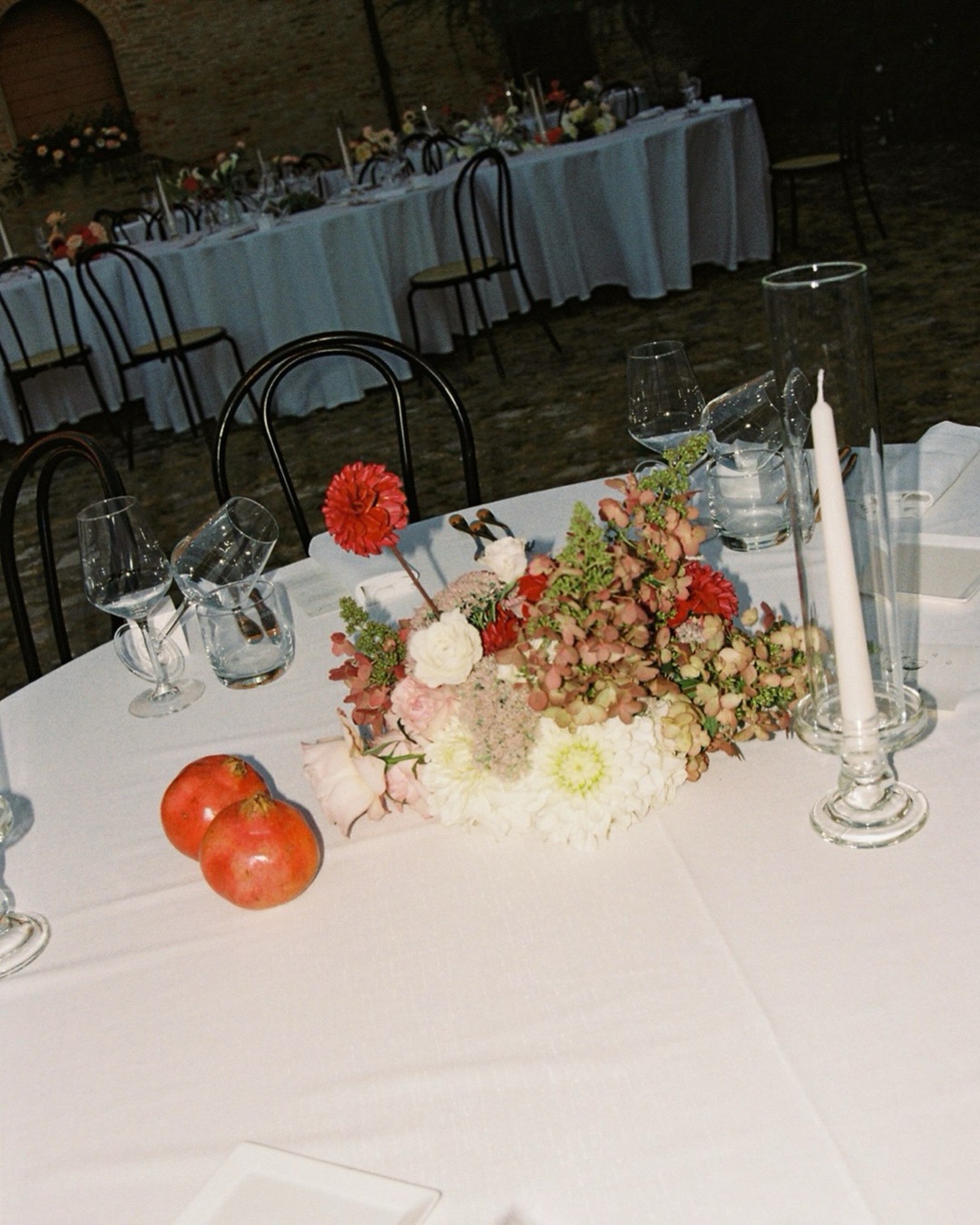 Red @selvatica_flowerstudio
@caterinacardinali