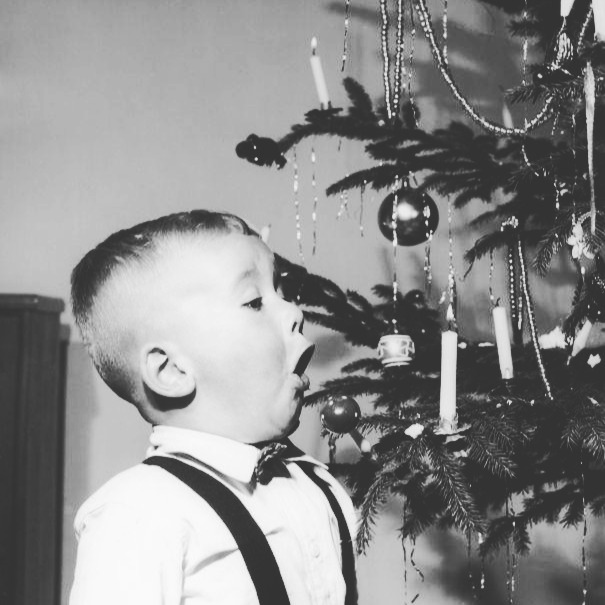 Er is een tafeltje voor 4 personen voor diner vrijgekomen op 1e kerstdag (25 december) !
Reserveer nog snel => bel: 0118-617484 @wijzijndestad
Met kerst wordt er altijd wel gewijzigd, dus als ook jouw plannen op het laatste moment wijzigen en je wilt toch lekker uiteten, bel dan vooral! We zijn beide kerstdagen geopend voor lunch & diner🎀