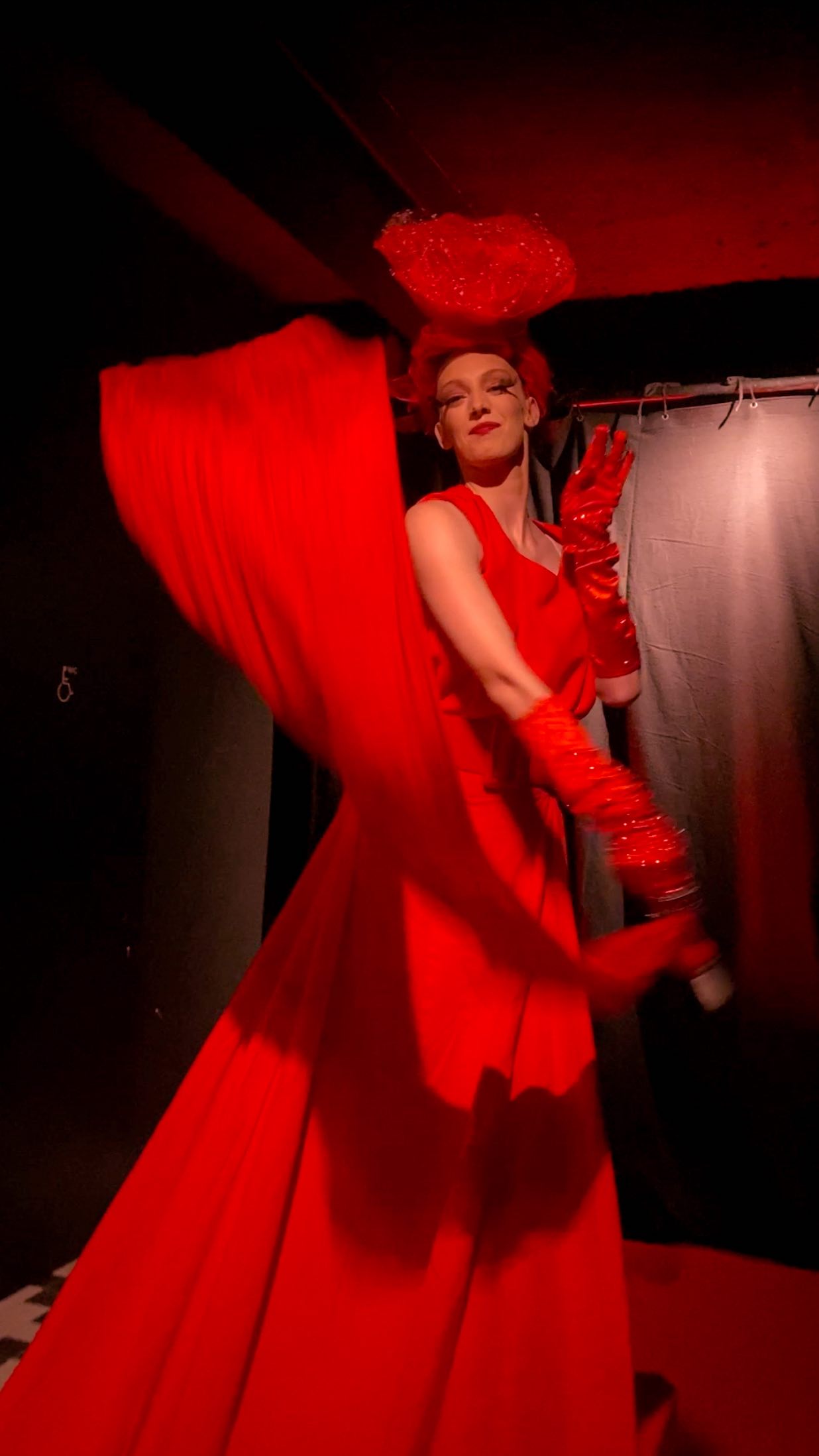 Lady in red❤️
#show #showcase #entertainment