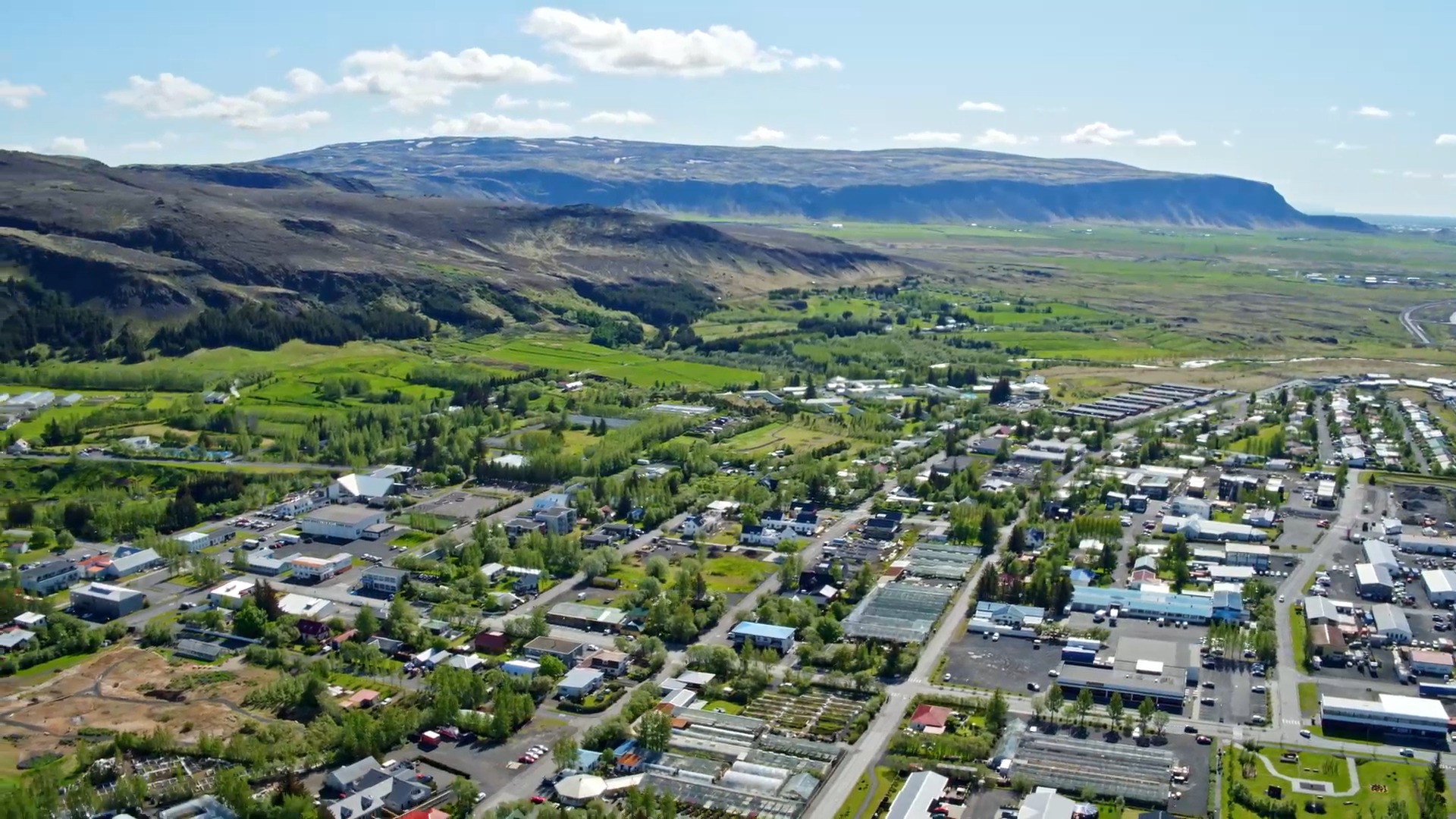 𝑫𝒊𝒔𝒄𝒐𝒗𝒆𝒓 𝑯𝒗𝒆𝒓𝒂𝒈𝒆𝒓ð𝒊 — 𝑰𝒄𝒆𝒍𝒂𝒏𝒅’𝒔 𝑮𝒆𝒐𝒕𝒉𝒆𝒓𝒎𝒂𝒍 𝑮𝒆𝒕𝒂𝒘𝒂𝒚!
Just 40 km from Reykjavík and right on the Golden Circle, Hveragerði puts you close to Iceland’s top attractions like Þingvellir, Gullfoss, and Geysir. It’s the perfect base for travelers who want nature, adventure, and small-town charm all in one place.
Built on a geothermal field, the town is known for its hot springs, bubbling mud pools, and magical steam rising from the earth. Don’t miss the famous Reykjadalur hike — relax in a warm river surrounded by mountains for a true Icelandic bucket-list experience.
Adventure awaits with swimming at Laugaskarð, golfing, salmon fishing, mountain biking, and zip-lining. Visit the Geothermal Park in the town center for a close-up look at the natural power beneath your feet.
Hveragerði’s thriving greenhouses and flowers offer a unique glimpse into Icelandic horticulture, powered by geothermal energy.
Stay your way with cozy guesthouses, stylish hotels, and modern apartments — the town has been welcoming visitors since 1947.
Food lovers will enjoy delicious Icelandic dishes, cafés, bakeries, and the town’s beloved ice cream spots. There’s always something happening too: art shows, festivals, music events, beer celebrations, and fun outdoor gatherings.
Welcome to Hveragerði — the warmest town in Iceland.
Relax, explore, dine, unwind… and experience the perfect blend of nature, adventure, and Icelandic charm.
Video by: Visit South Iceland
#Hveragerdi #VisitHveragerdi #DiscoverHveragerdi #Iceland #VisitIceland #InspiredByIceland #IcelandTravel #ExploreIceland #IcelandNature #IcelandAdventure #TravelIceland #VisitSouthIceland #GeothermalWonderland #HotSprings #Reykjadalur #HotRiver #HikingIceland #NatureLovers #OutdoorAdventures #IcelandHiking #ExploreMore #WanderIceland