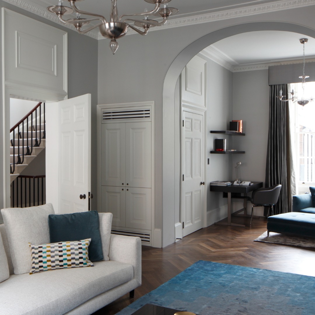 For architects and designers, we act as an independent procurement partner who protects your design vision.
We source every piece through our global network, from furniture to soft furnishings and accessories, negotiating on your behalf and managing all the technical and logistical layers that sit behind a great interior. This allows you to focus on your core creative work, confident that every detail will be delivered exactly as intended.
Procurement: @faberandco.official
Architect: Studioloop
#faberandco #luxuryinteriorprocurement #architectanddesign