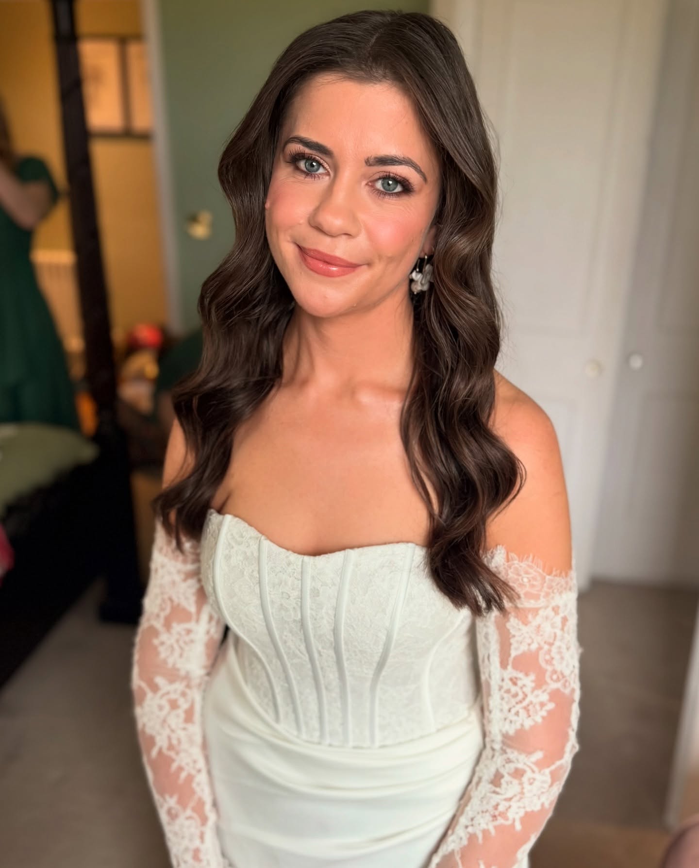Our last wedding of the year! 🎄✨ can’t wait to start meeting all our 2026 bride 🤍 @northbrook.park
#makeup #bridal #bride #bridalmakeup #hair #bridalhair #bridewedding #wedding #surrey #surreywedding #london #bridesmaid #bridesmaidmakeup #bridesmaidhair #weddingday