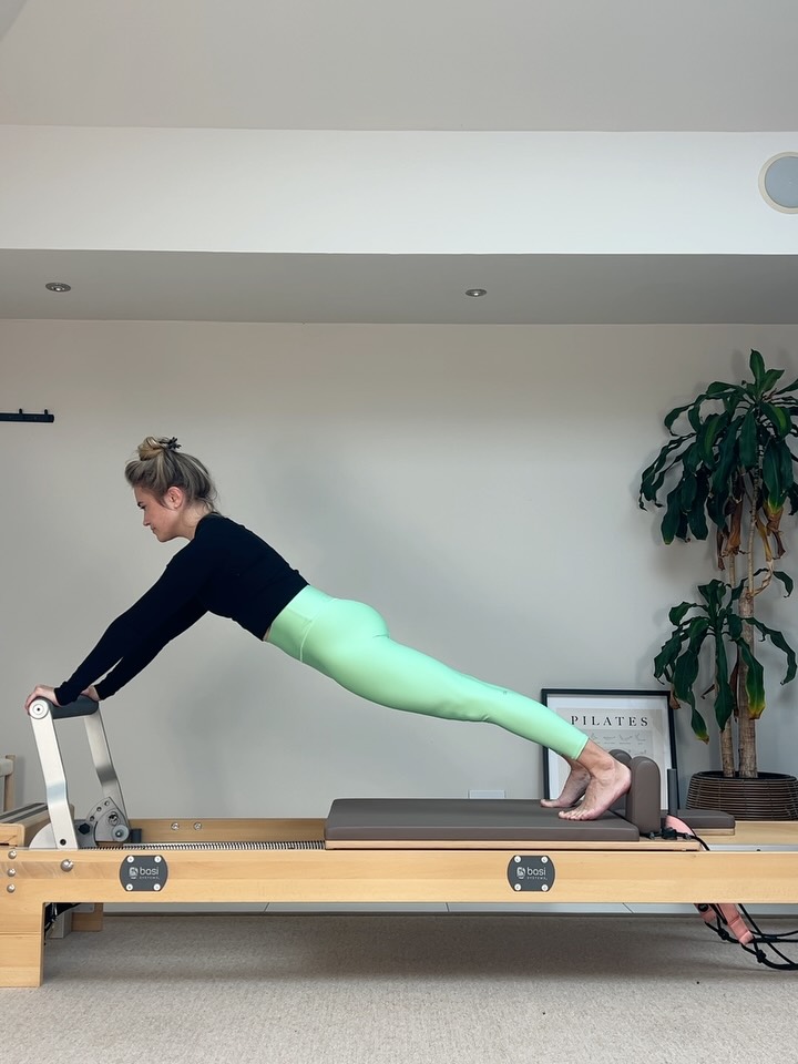 Some Reformer favourites š¤©
I used to teach lots and lots of mat classes, like 30 a week (a mixture of 1:1 and group), and it takes SO much dedication from a client to really 'get' the mat work, and stick with it to see the benefits. Honestly the first few classes can feel kind of tedious getting to grips with the finer details which then allows progression with greater awareness and in turn to really reap the amazing benefits of mat work Pilates.
Don't get me wrong, I love a creative Reformer flow, but as so called 'Reformer Pilates' becomes more and more popular, and starts to replace good old fashioned mat classes I wonder if the finer details are still being taught, or are teachers having to teach to the trends and what appears to fill classes? I don't know if this is always a bad thing, people moving can only be a good, right? But when it comes to real change through movement I don't think we can miss out those boring bits!
Reformer from @gladform_uk by @basisystems
#pilates #reformerpilates #pilatesreformer #pilatesworkout