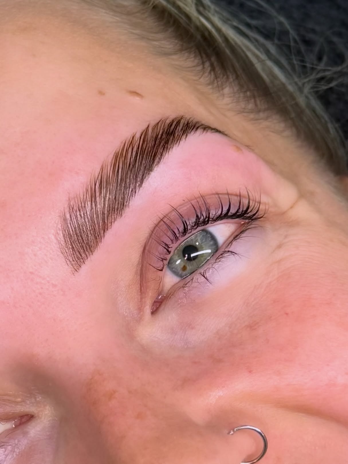 Eyes ready for Chrissy ❤️🎄🎅