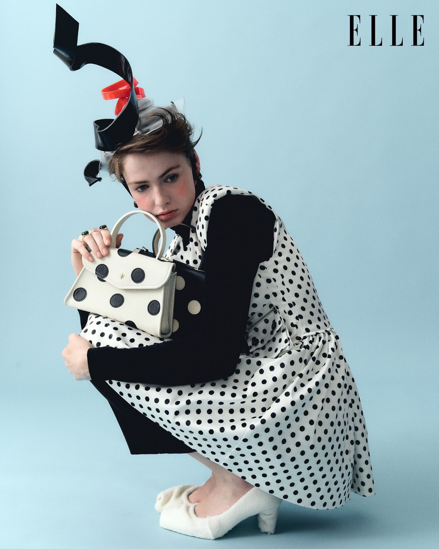 In @elle.bg hat @barthetparis by @alexandrebarthet made to measure
#elle #hat #couture