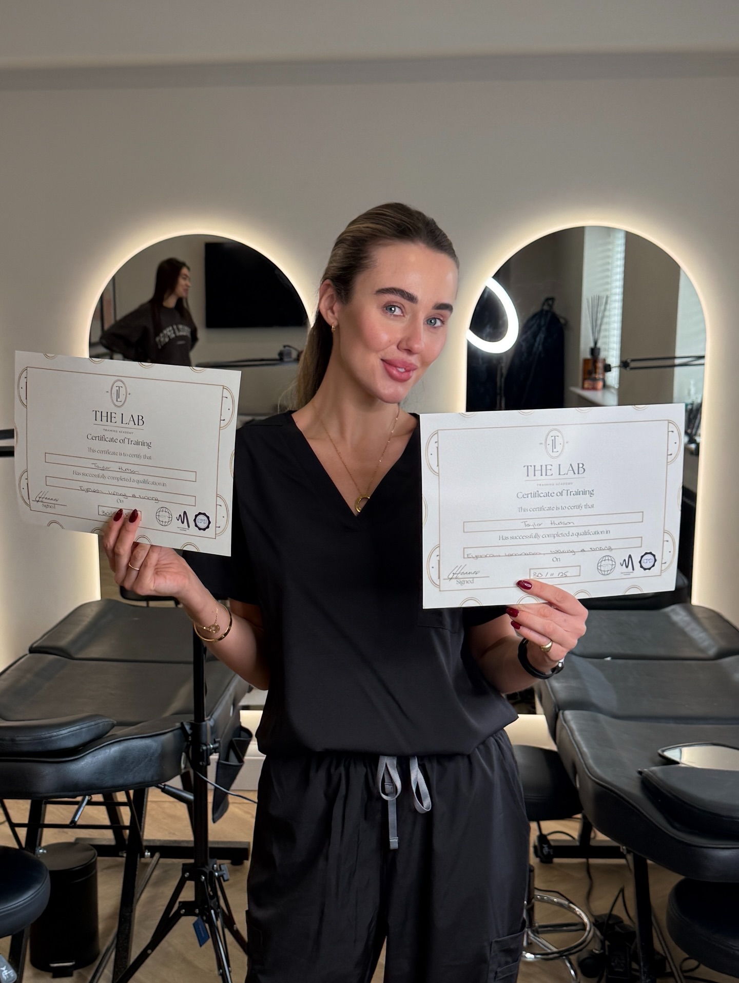 ✨ WELCOME TO THE INDUSTRY, TAYLOR ✨
This week we officially celebrate our newest fully qualified Lash Lifting & Brow Lamination Specialist… and what an incredible energy she brings with her 🫶🏼⚡️
From travelling the world as an air hostess, to stepping into the fashion world as a buyer, Tayla is now expanding her horizons and creating a brand-new, affluent and fulfilling career for herself in beauty ✨
She’s bubbly, warm, lights up any room she walks into, and has always had a natural interest in this industry — so this path already feels like a natural transition.
We’re SO proud of the results she created on her training day and even more excited to watch her build a name for herself in an area of the UK that’s crying out for skilled technicians 👀📈
She’s stepping into a niche market, at the busiest time of year, meaning:
▫️ higher client demand
▫️ increased visibility
▫️ the perfect window to build a loyal client base
▫️ the momentum to launch 2026 with a full diary
Training just before Christmas is one of the smartest moves you can make as a new artist — and Taylor grabbed that opportunity with both hands 👏🏼
Here’s to new beginnings, new bookings, and a career we already know she’ll thrive in.
Congratulations Tay — the beauty industry suits you perfectly ❤️🥰