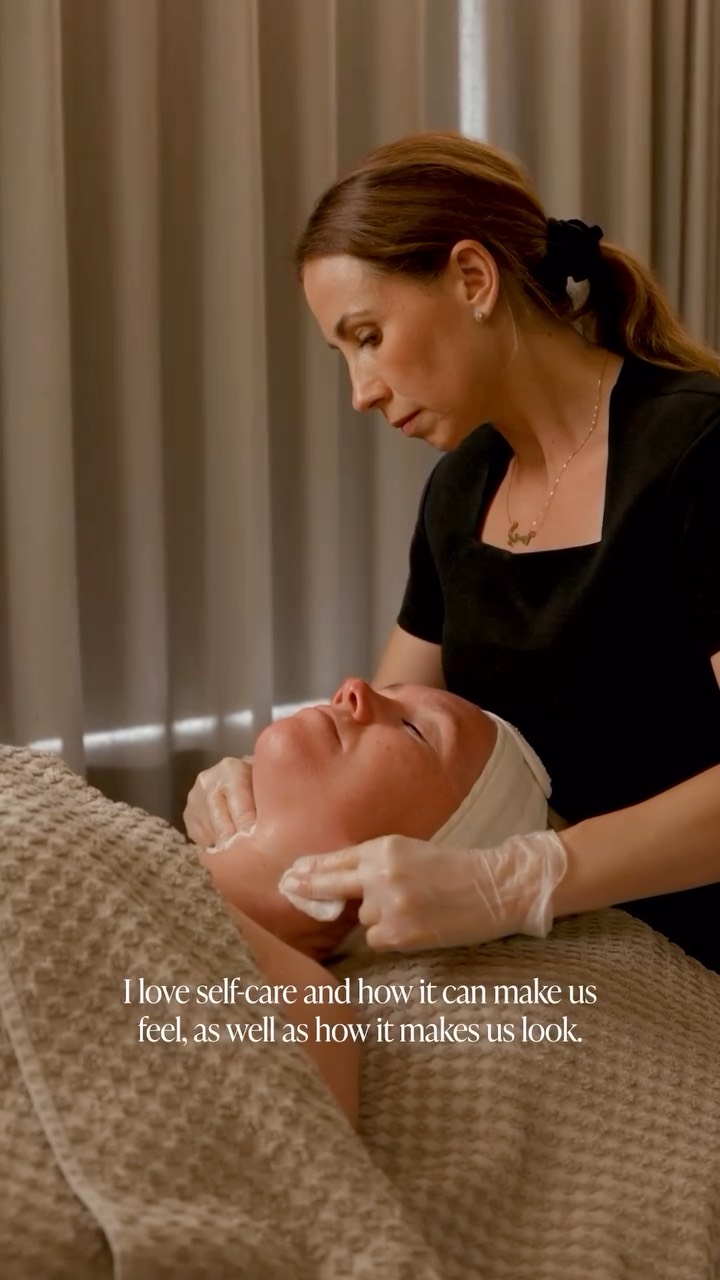 I’m Amy, the owner of Serenity Spa.
I built Serenity for those who want more than a treatment — they want an experience.
Serenity was created as a refined space to unwind, reset, and feel beautifully looked after. I’m proud to lead a skilled team of professionals delivering elevated treatments with intention, expertise, and exceptional care.
📍 Formby | 📅 By appointment only
Bookings via link in bio — DM “SERENITY” for a personalised recommendation.