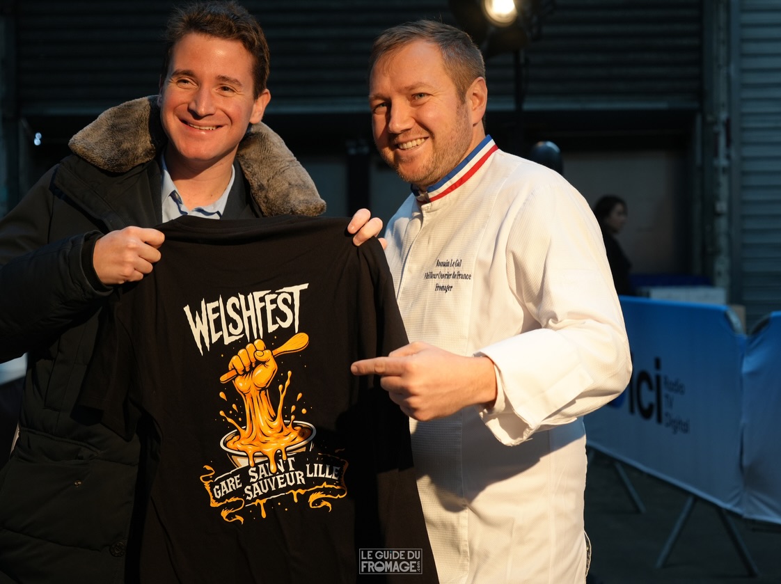 Les ami(e)s, il y a encore une petite semaine nous étions tous en plein Welsh Fest… 🧀
Et quand la nostalgie d’un dimanche pluvieux nous prend… heureusement qu’il y a une petite rétrospective photos prises par @leguidedufromage pour nous faire patienter jusqu’à l’année prochaine 😜🎉
Bon dimanche les Welsheurs ! 🫶
#welshfest #welshfest2025 #concoursinternationalduwelsh2025 #leguidedufromage