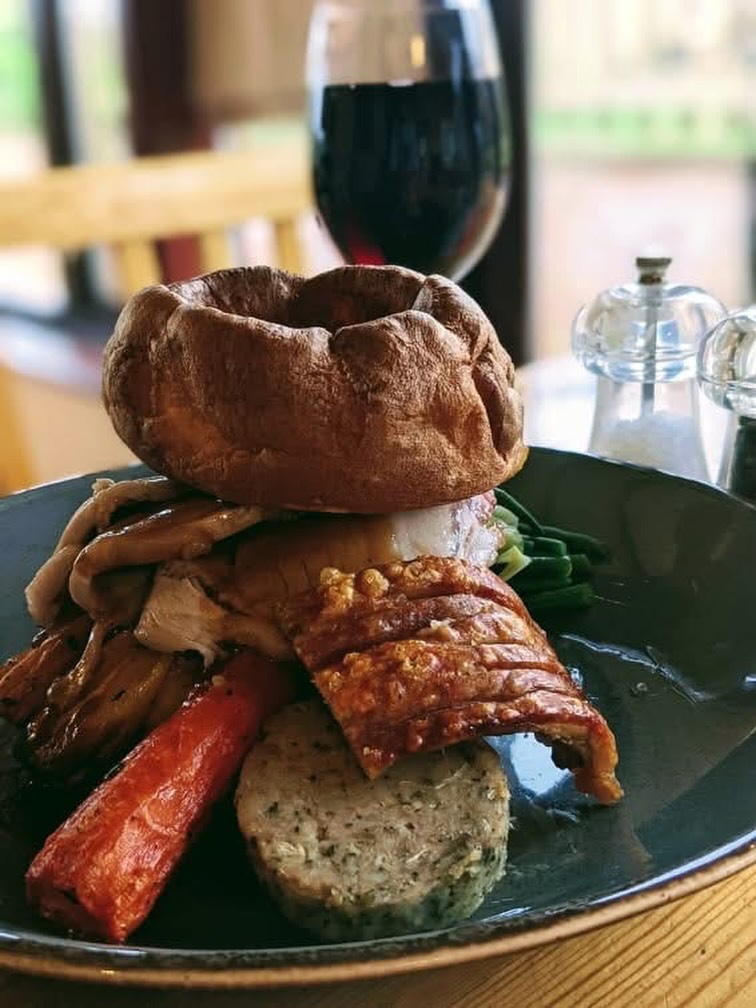Sunday Lunch is back! Serving today 12-3pm. We have the odd space left for today. Pop on down if you fancy a lovely Knightwick Roast Beef, Roast Pork or Nut Roast Lunch!
https://www.foxandhoundslulsley.com/_files/ugd/f4cc2e_c4bcca08db6c496eb04c92a3804451e7.pdf