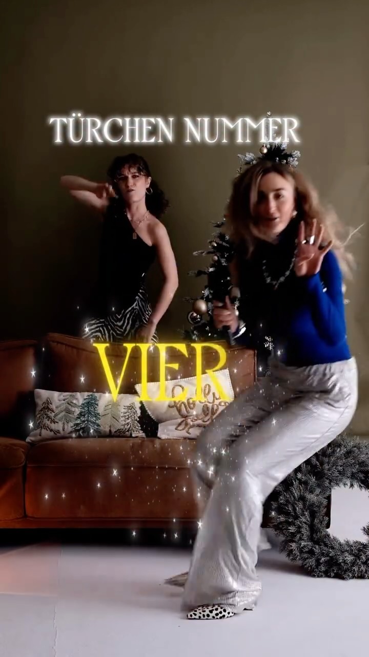 Türchen Nummer 4 öffnet sich heute…
…mit einer Frage, die mir 90% aller Paare stellen:
EHEGELÜBDE: Ja oder nein?
Mich interessiert wirklich brennend, wie ihr dazu steht und wie das meine Kollegen & Kolleginnen handhaben! 👀🫶🏼
Schreibt es mir gerne in die Kommentare. 🤎✨
#freietrauung #freierednerin #traurednerin #hochzeit