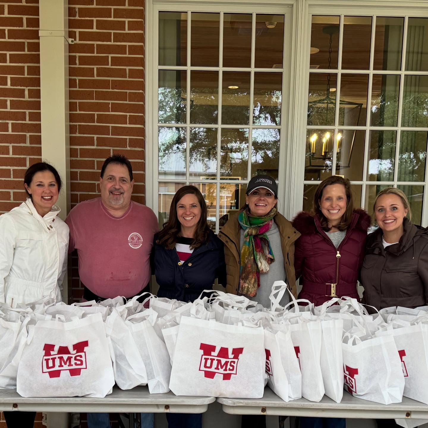 It was a cold and rainy day, but we are hoping these warm and ready Boston Butts were a bright spot for our teachers and faculty! The PTA partnered with Firehouse Barbecue in this event to show our continued appreciation for the UMS-Wright faculty during this season of thankfulness and giving.
