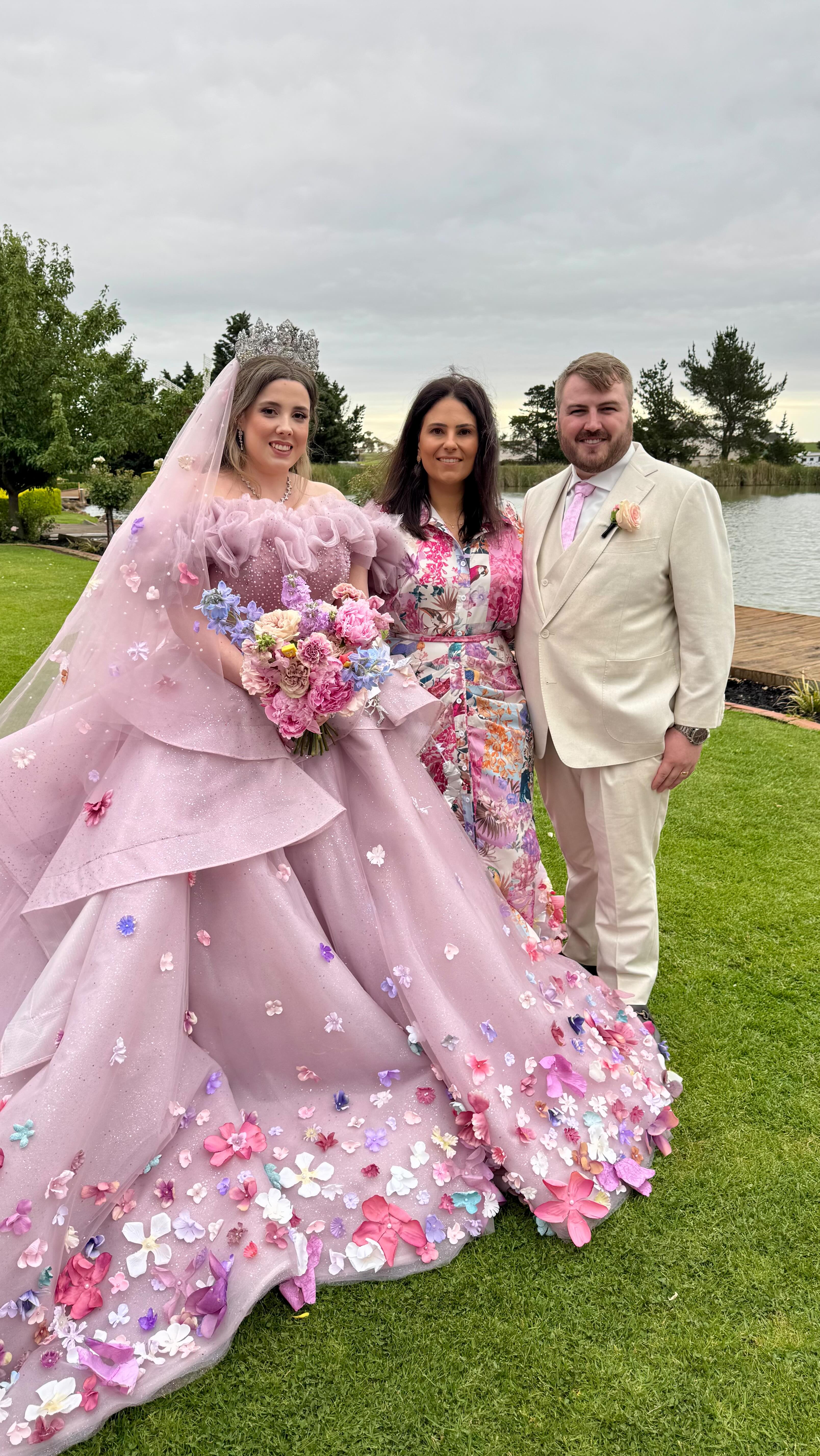 Just Married ❤️ Matthew & Polly
What an incredible day, their wedding felt like something out of a fairytale, full of love, magic, and the most beautiful moments. Everything about the day was breathtaking, from the way they looked at each other to the warmth surrounding them from family and friends.
Congratulations to Matthew and Polly 💖 wishing you the happiest ever after 💕
💒 @windmillgardensofficial
🎥 @vowsandstoriesau
📸 @phenomena_photography
💐 @juliet_louise_weddings
🎤 @celebrant_ruby