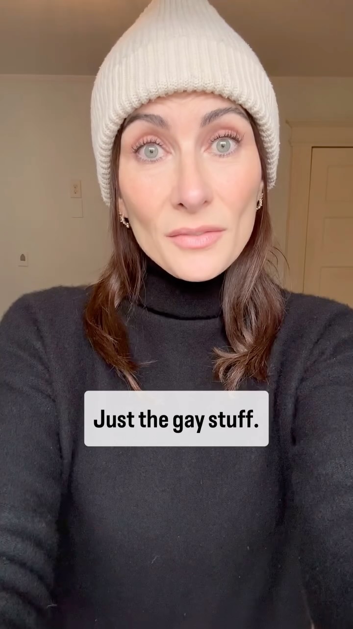 Just a little housekeeping from the Department of Revisionist History
#comedy #america