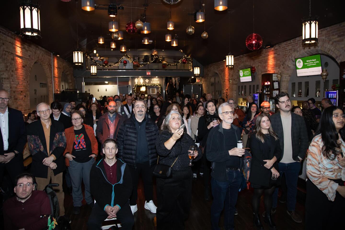 I am still glowing from our Legacy in Bloom celebration. 🌸
Seeing so many of you in one room—community members, partners, sponsors, volunteers, and friends—reminded me why Aangen’s work has carried on for 25 years and why our legacy will continue to grow.
To everyone who attended, bought a ticket, volunteered, shared a story, or helped spread the word: thank you. You are part of this work.
A heartfelt thank you to our wonderful host Kimberly Carroll, our inspiring speakers Marit Stiles and Alejandra Bravo, and DJ Marlon “Marl6vE” Jordan for bringing such energy, joy, and heart to the evening. 💛
We are deeply grateful to our sponsors and partners, including:
Wealth Bridge Consulting, Manulife, bakertilly, SCWIST, Boreal Dreams, Lazy Daisy’s Cafe, Impact Junkies, Mrs. Crumble’s, EcoIdeas, Compost Toronto, Animal Justice, We Animals, Toronto Vegetarian Food Bank, Chocosol Wholesale, Brandseed, Glady Law, Farm Table, Super Not Okay, Salient, Nuts For Cheese, Master Plan Business Solutions Inc., ThriveOn, City of Toronto, Kimberly Carroll, Mentoree, Fair Finance Fund, ALK, Sahajan, Fresh Faces Skincare, Nummy Creations, My Neighbourhood Mechanic, ProColor, Faema, Bellona, Mahara, DJ Marl6vE, Alexa Gilmour, MPP, The Spent Goods Company, Tru Earth, Electric Autonomy, KOA Natural Foods.
From my family to yours, and from all of us at Aangen:
thank you for helping our legacy continue to bloom. 🌿
@bakertillycanada @manulifecanada @procolorcollisiontoronto @myneighbourhoodmechanic @behishafiei @lazydaisysto @ecoideas @animaljustice_ @veganfoodbank @chocosoltraders @coachkimberlycarroll @fairfinancefund @alexangilmour @bravodavenport @maritstiles
#LegacyInBloom #Aangen #TorontoNonprofit #FoodSecurity #CommunityImpact