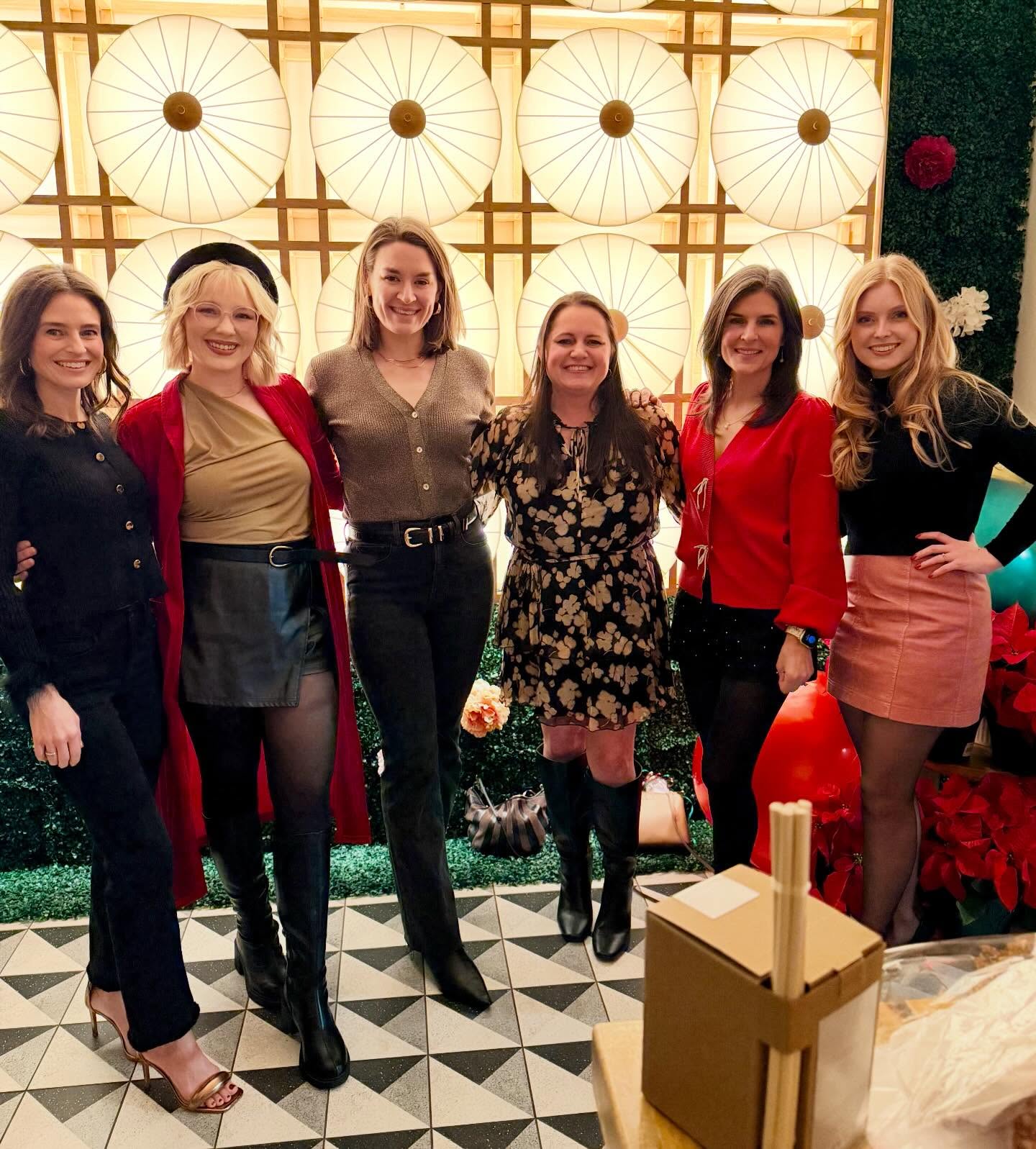 🎄Merry Christmas from all of us at Studio P3 🎄
✨Wishing you a season full of love, joy, and peace ✨