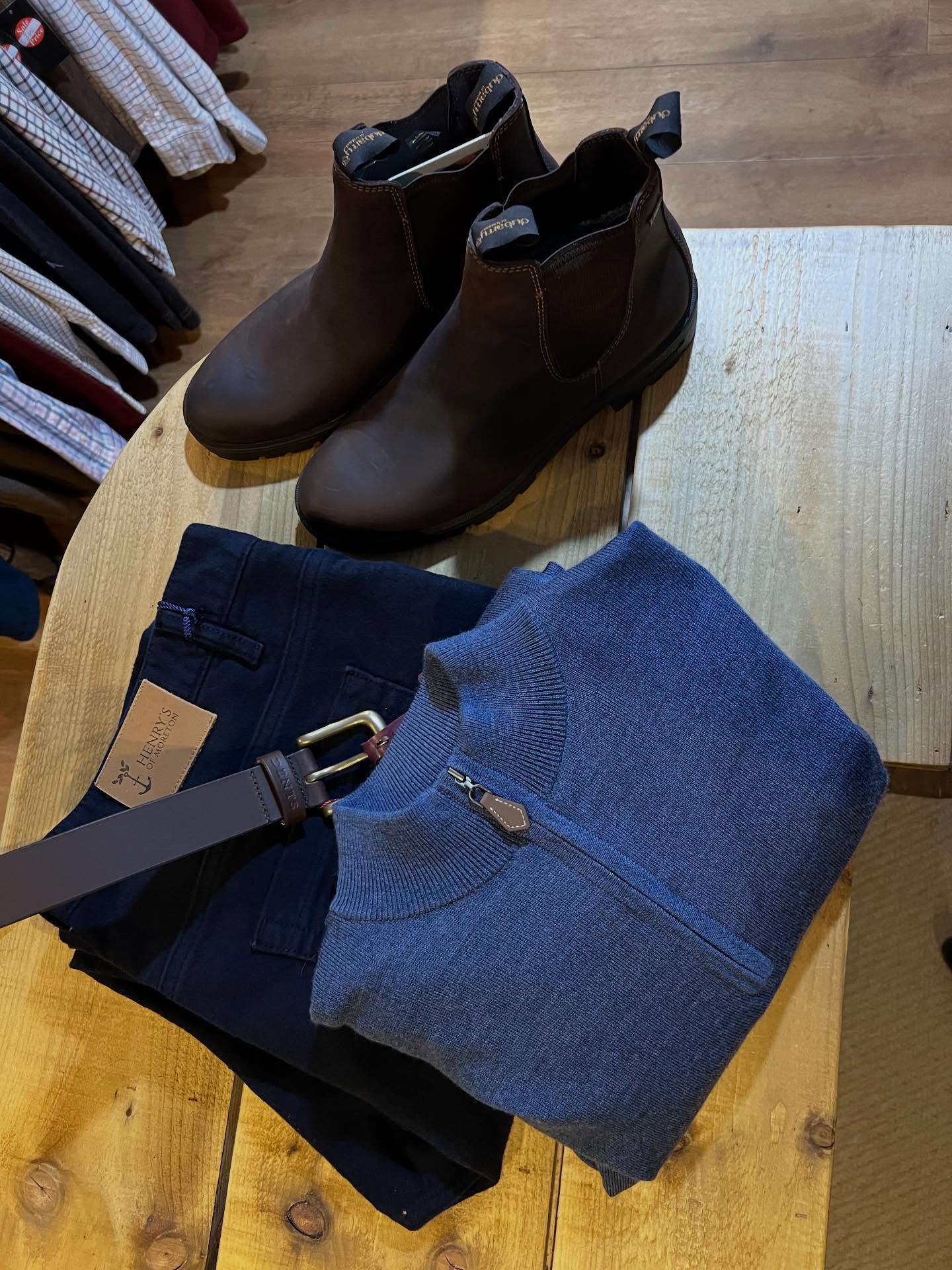 Looking for quality clothing made from natural materials such as Merino wool, leather and 100% cotton.
- Alan Paine Falstone 1/4 Zip Windblock Merino Jumper in Denim
- Henry’s of Moreton Moleskin Trousers in Midnight
- Dents Heritage Full Grain Leather Belt in Brown
- Dubarry Antrim Chelsea Leather Boot in Old Rum
#dubarry #countryclothing #cotswolds #quality #winterwear