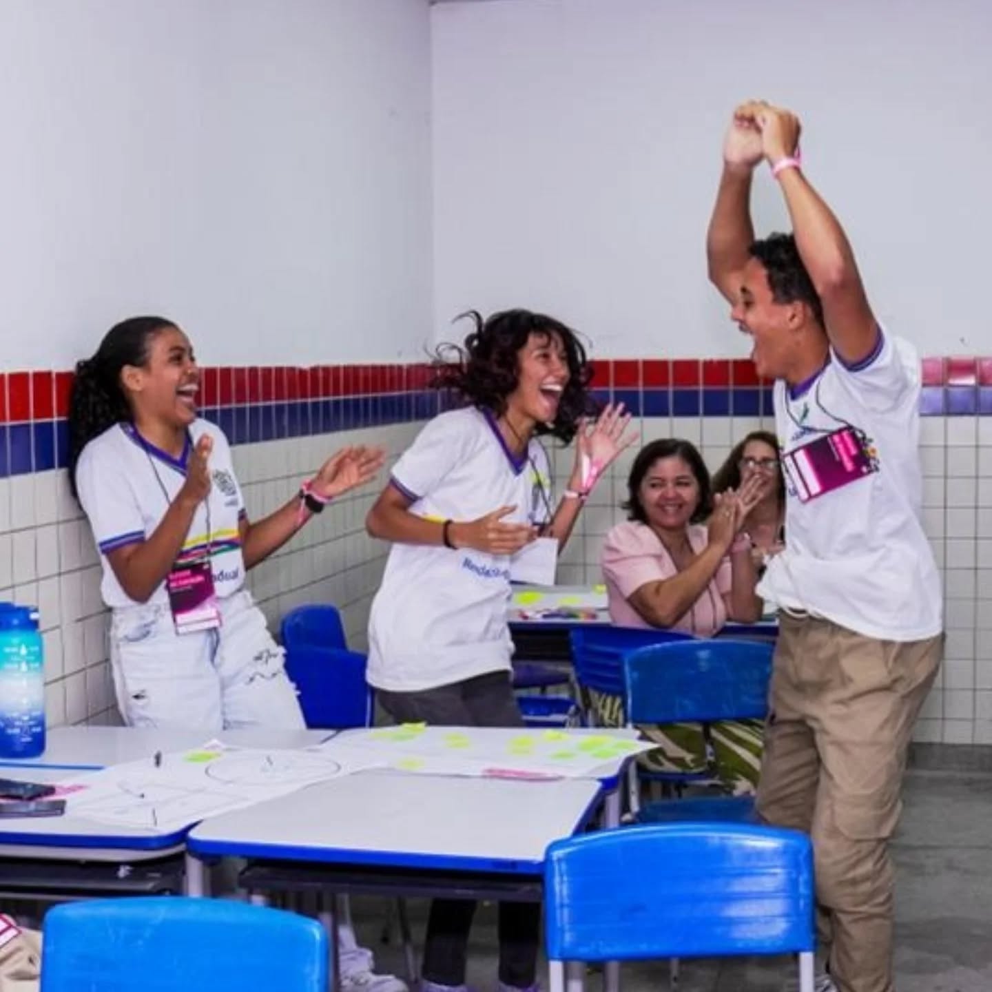 Nosso propósito resumido em duas imagens.