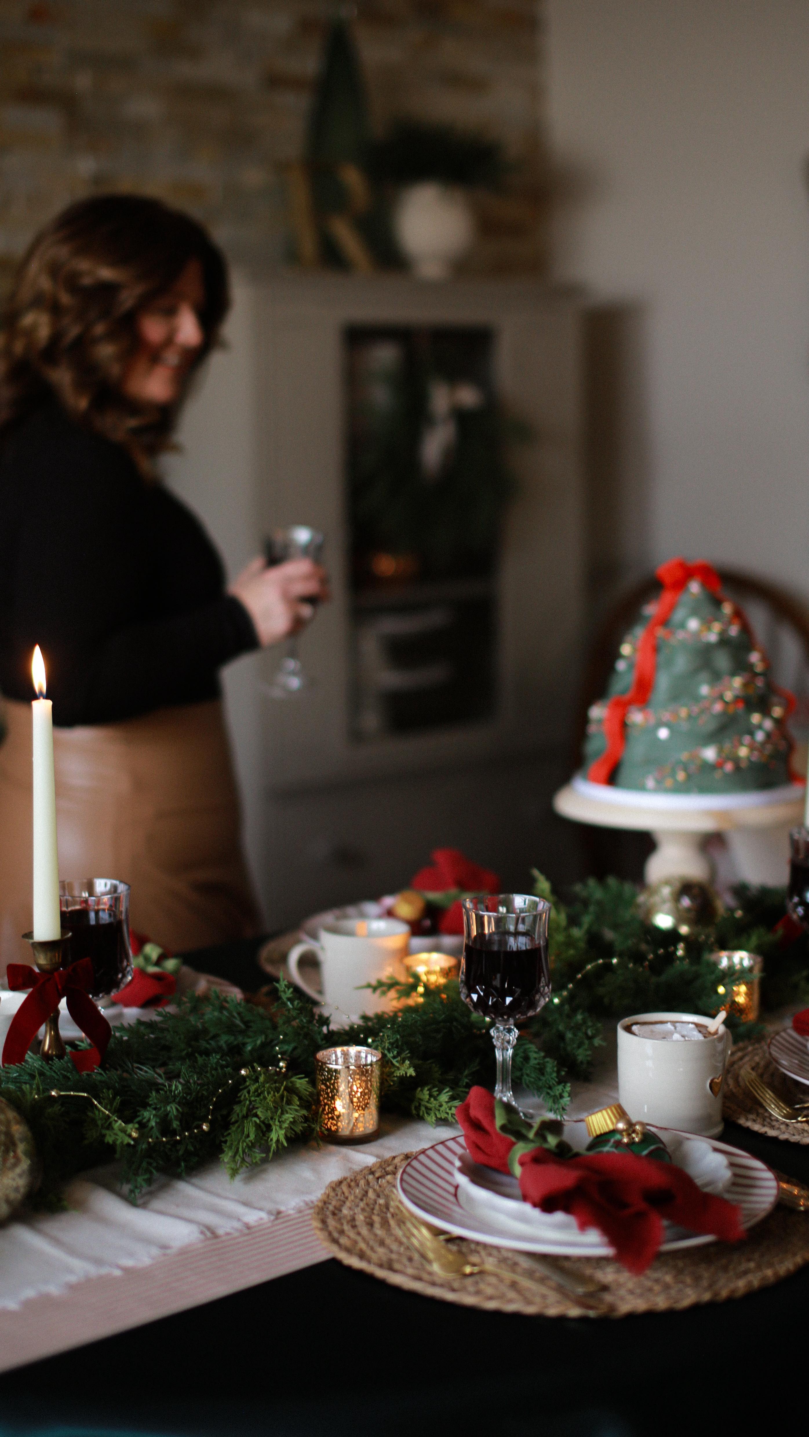 Christmas feels different when you slow down enough to notice it 😌
Every treat this year was designed for *that* kind of Christmas. The kind that reminds you of storybooks and old movies, ceramic trees with glowing bulbs, and the quiet magic that used to feel so simple.
A season filled with intention. With care. With sweetness that feels familiar, comforting, and slow.
An Old World Christmas… in dessert form 🎄
If you’re still hoping to bring a little magic to your table, tomorrow is the very last day to order! Link in bio!