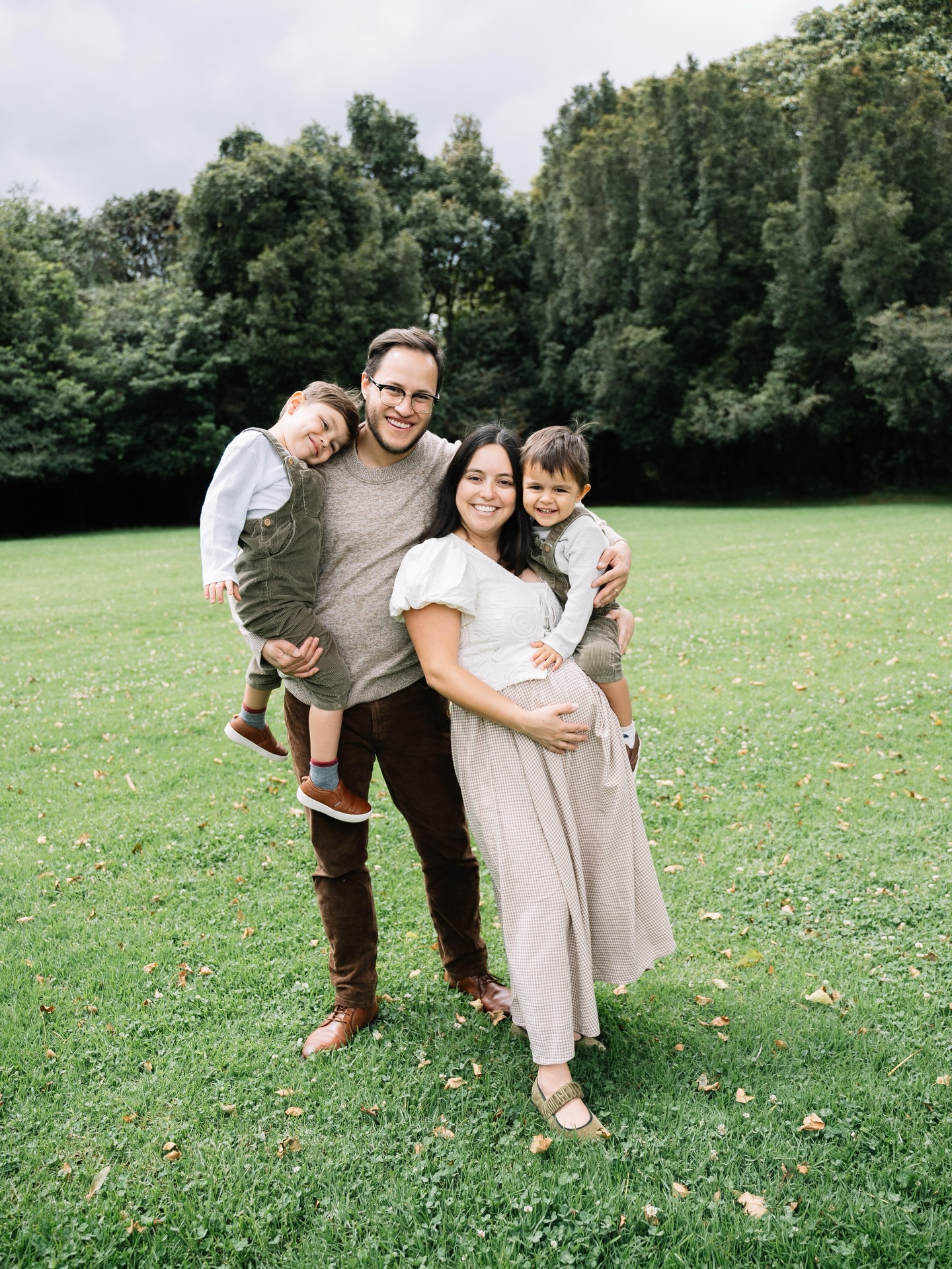 El amor es el motor que sostiene la vida. 🤎
#sesiondefotosbogota #sesiondefamiliabogota #fotografosdefamiliabogota