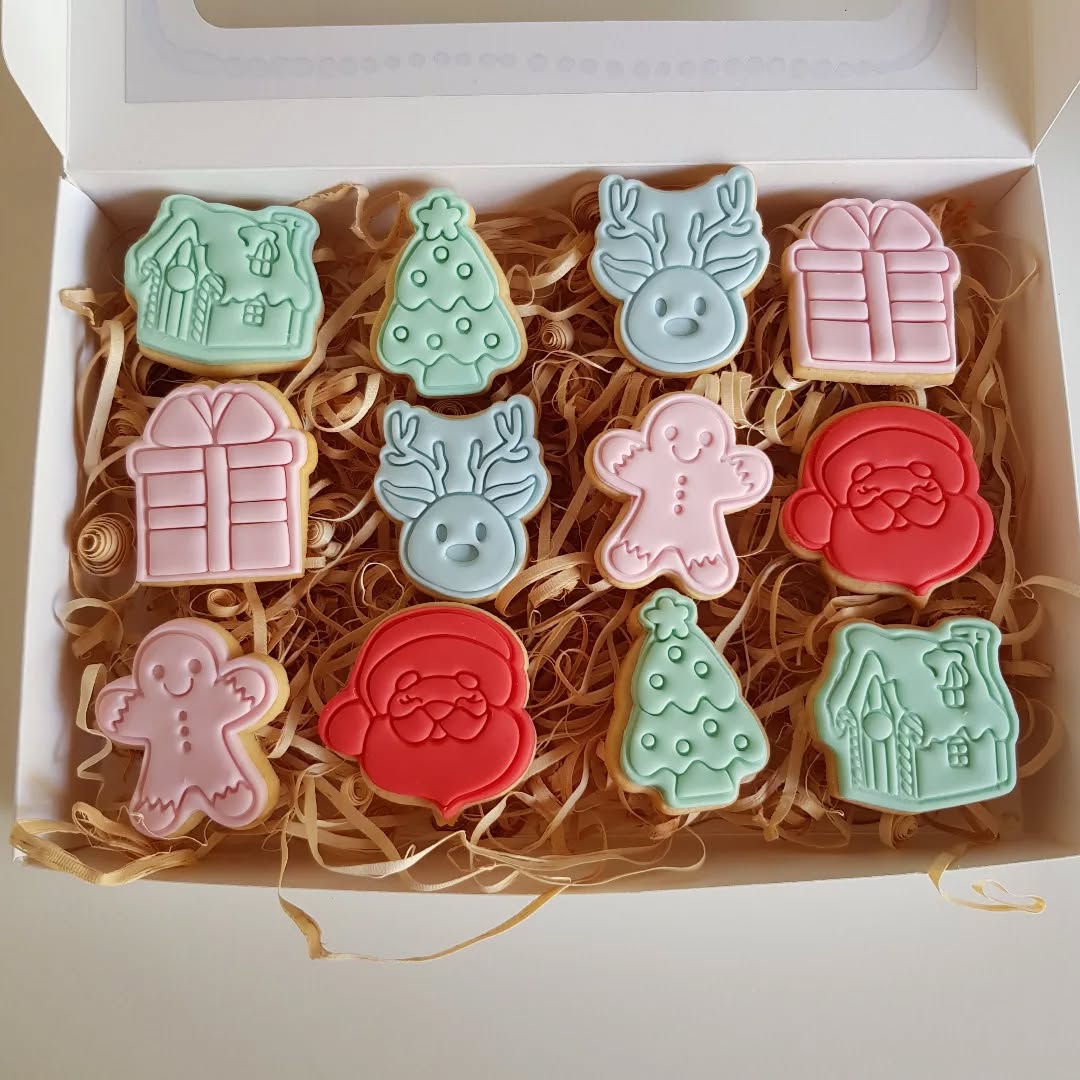 Of course our Christmas vanilla sugar cookies are selling fast! Cute, delicious and festive they are perfect to take to a party, gift to a friend, share with family or pop in the stockings.
Looking for a fun family Christmas activity? What about a Maree Baked gingerbread house kit? These kits contain everything you need so all you have to do is the decorating and eating of course! Adults and kids alike will enjoy this festive activity perfect for the school holidays in the lead up to Christmas.
Currently taking final fruit cake orders. Our customers keep coming back year after year for these fruit cakes, rich with brandy soaked fruit.
Have a question please pop it below or slide into my DMs. Hope you're enjoying December if not maybe it's time to simplify and out source some of your Christmas list!
#mareebakes #sugarcookies #christmasgifts #christmascookies #gingerbread #cookiesperth #fruitcake #lovecake #nicelist #gingerbreadhouse #christmaswithkids #festiveseason #christmasorders #ellenbrookfood #ellenbrookcookies