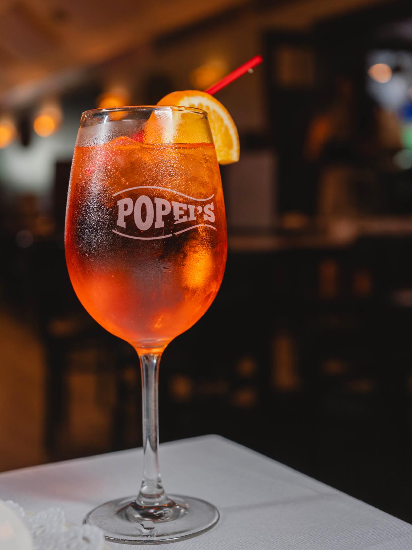 🍊 An Aperol Spritz is never out of season. #PopeisClamBar
#deerparkeats #longislandseafood #longislandfoodies #lirestaurants #lieats #deerpark #cocktail