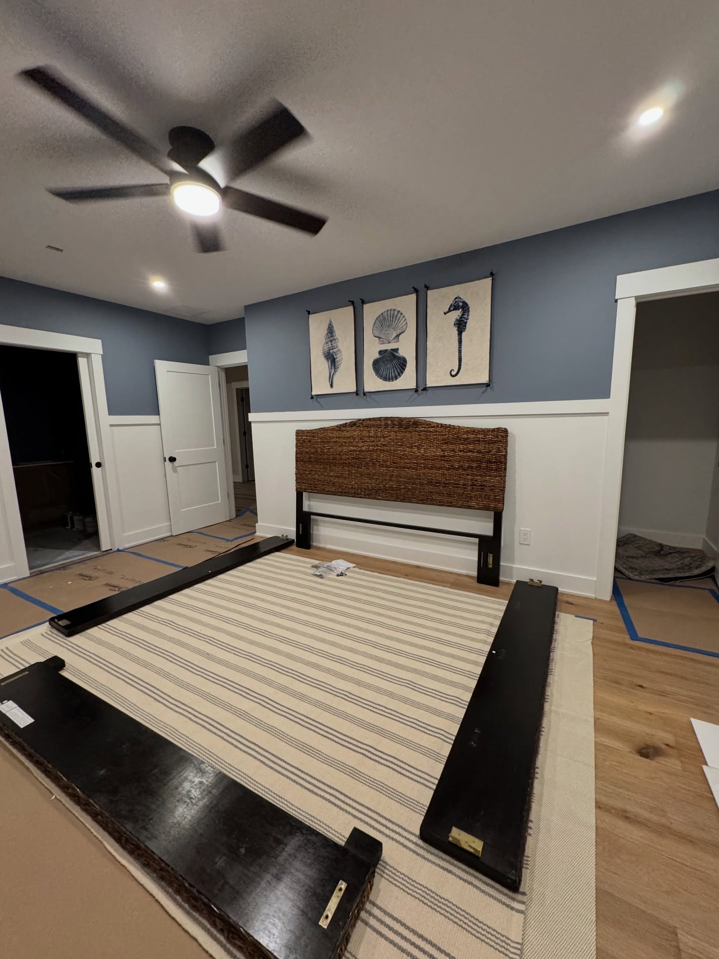 Lovin this unique artwork & framing from our FAVORITE local Lewes, DE shop @thestationonkings ❤️🙌🏼…
I mean, cmonnnn… How perfect is this for this custom build & coastal primary bedroom!? 🤗🤩👏🏼