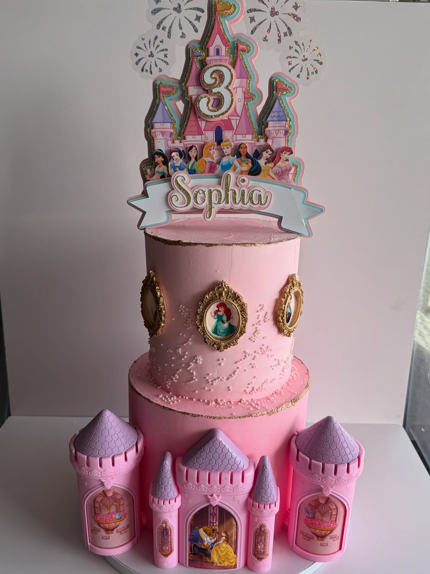 A royal celebration fit for a princess ๐๐
Top Tier: Chocolate w/ buttercream
Bottom Tier: Vanilla w/ strawberry fruit
Cake Topper: @memorablemomentssbyk
#PrincessBirthday
#3rdBirthday
#PrincessCake
#CastleCake
#DisneyPrincessParty
#DisneyPrincessCake
#PinkCastleCake
#SophiaTurns3
#BirthdayMagic
#CustomCakesFlorida
#DavenportFLBaker
#OrlandoBaker
#CentralFloridaBaker
#CottageFoodBaker
#BakersOfInstagram
#BirthdayCakeIdeas
#KidsBirthdayParty
#GirlsBirthdayParty
#DisneyBirthday
#DisneyPartyIdeas
#CakeDecorating
#CakeArtist
#ButtercreamCake
#FondantDecor
#PartyInspo
#SweetTreatsByKaitAndKay
#BakersOfIG
#SmallBusinessBaker
#MadeWithLove
#PrincessPartyIdeas