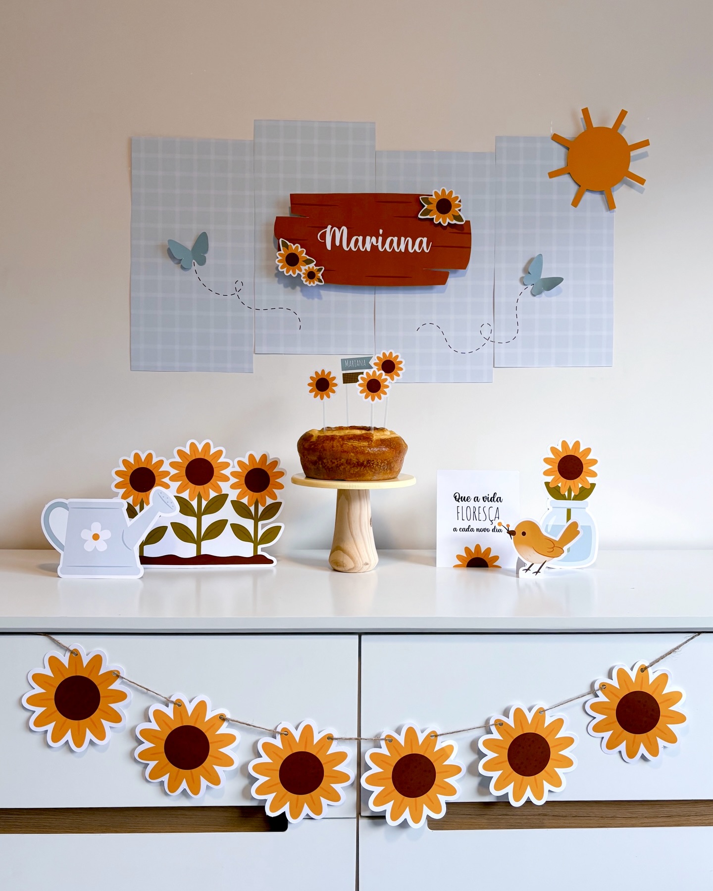 Um dia para florescer 🌻✨
Cada detalhe dessa festa foi pensado com carinho, luz e alegria.
Salve para se inspirar e sonhar a próxima festa. 💛
#festa #aniversario #mesversário #girassol