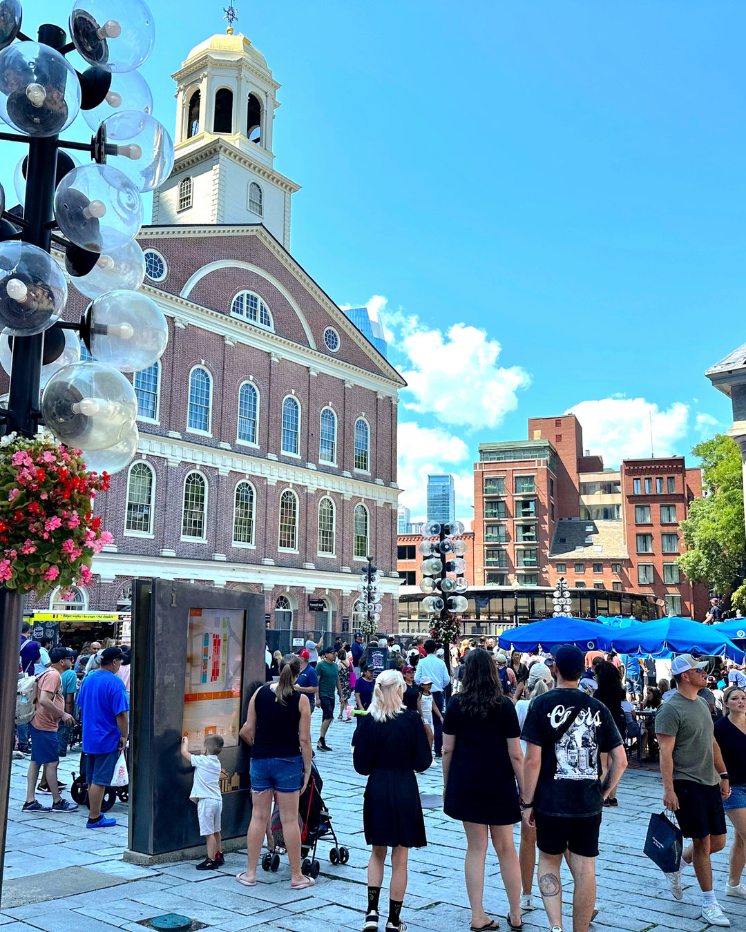 Boston doesn’t have to be expensive 🇺🇸
I just published a new blog post with 15 Free Things to Do in Boston (That Locals Actually Recommend) — from historic walks and hidden neighborhoods to parks, views, and classic city moments that don’t cost a thing.
If you’re visiting for the first time or rediscovering the city you call home, this list is all about experiencing real Boston without blowing your budget.
📍Save this for your next trip
📖 Read the full list on the blog: https://www.bfreeadventures.com/post/15-free-things-to-do-in-boston-that-locals-actually-recommend
💬 Tell me: what’s your favorite free thing to do in Boston?