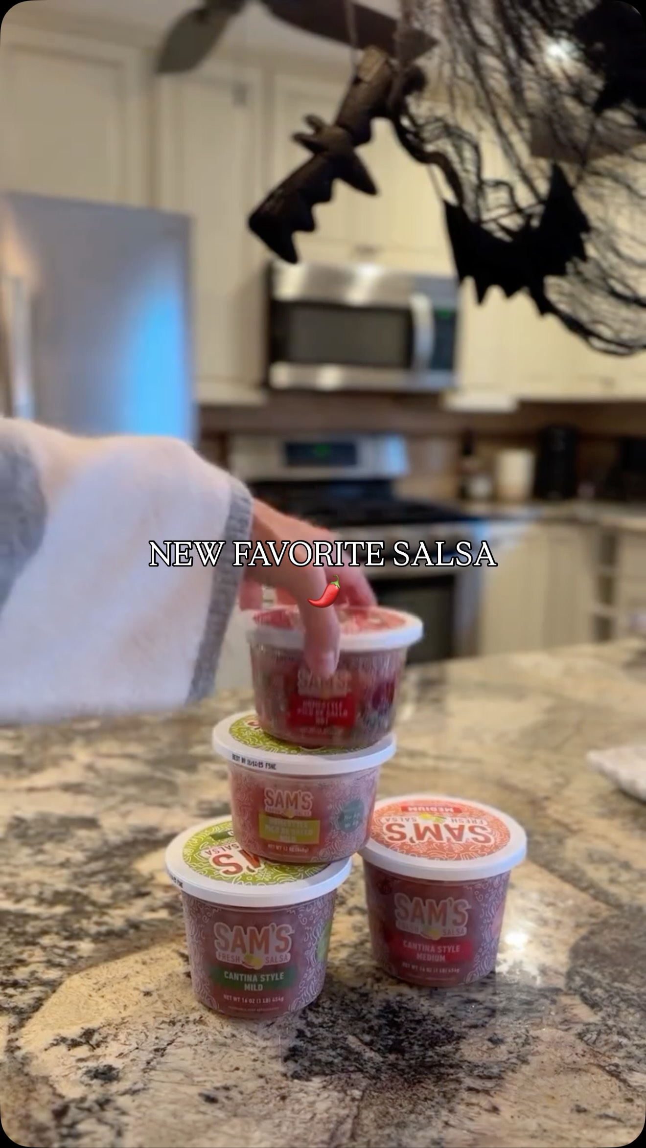 snack time made easy with @samsoriginalfreshsalsa ❤️ Sam’s Fresh Salsa just launched 5 delicious flavors in @walmart stores and it’s our new favorite salsa!
with natural ingredients and the freshest salsa you can find, it makes sense why it tastes so good! they have mild, medium, and hot options that come in 12 or 16 oz containers, so there’s something for the whole family! my favorite is the pico! 🌶️🌮
check out your local Walmart in the fresh refrigerated section for your new favorite snack! #SamsFreshSalsa #Walmart