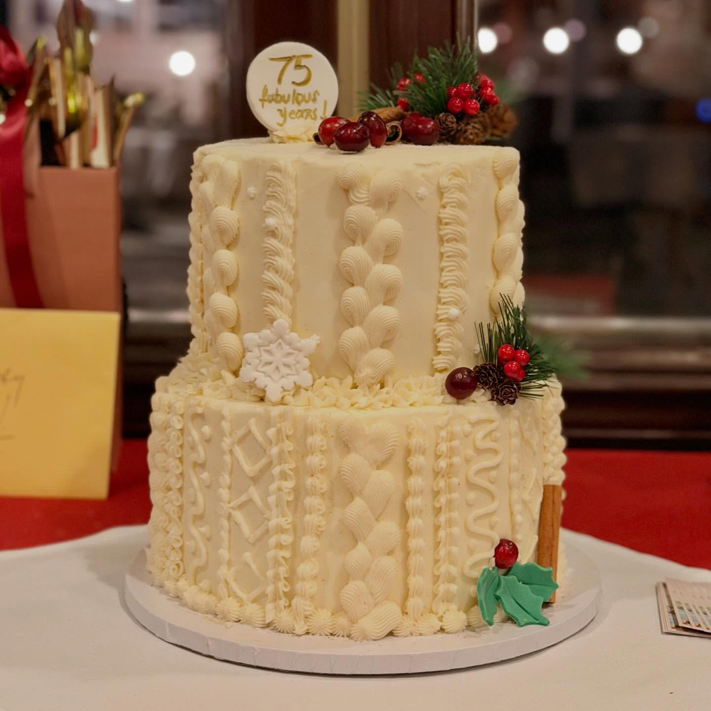 Celebrating 75 in full cozy mode ❄️🧶
Because nothing says ‘legend’ like a birthday cake wearing a winter sweater!
Warm vibes, sweet bites, and timeless style.”
#75AndStillCozy #WinterBirthdayVibes #CozyCakeSeason #CustomCakes FlyingRollingPin @hackensackgolfclub #glenrocknj