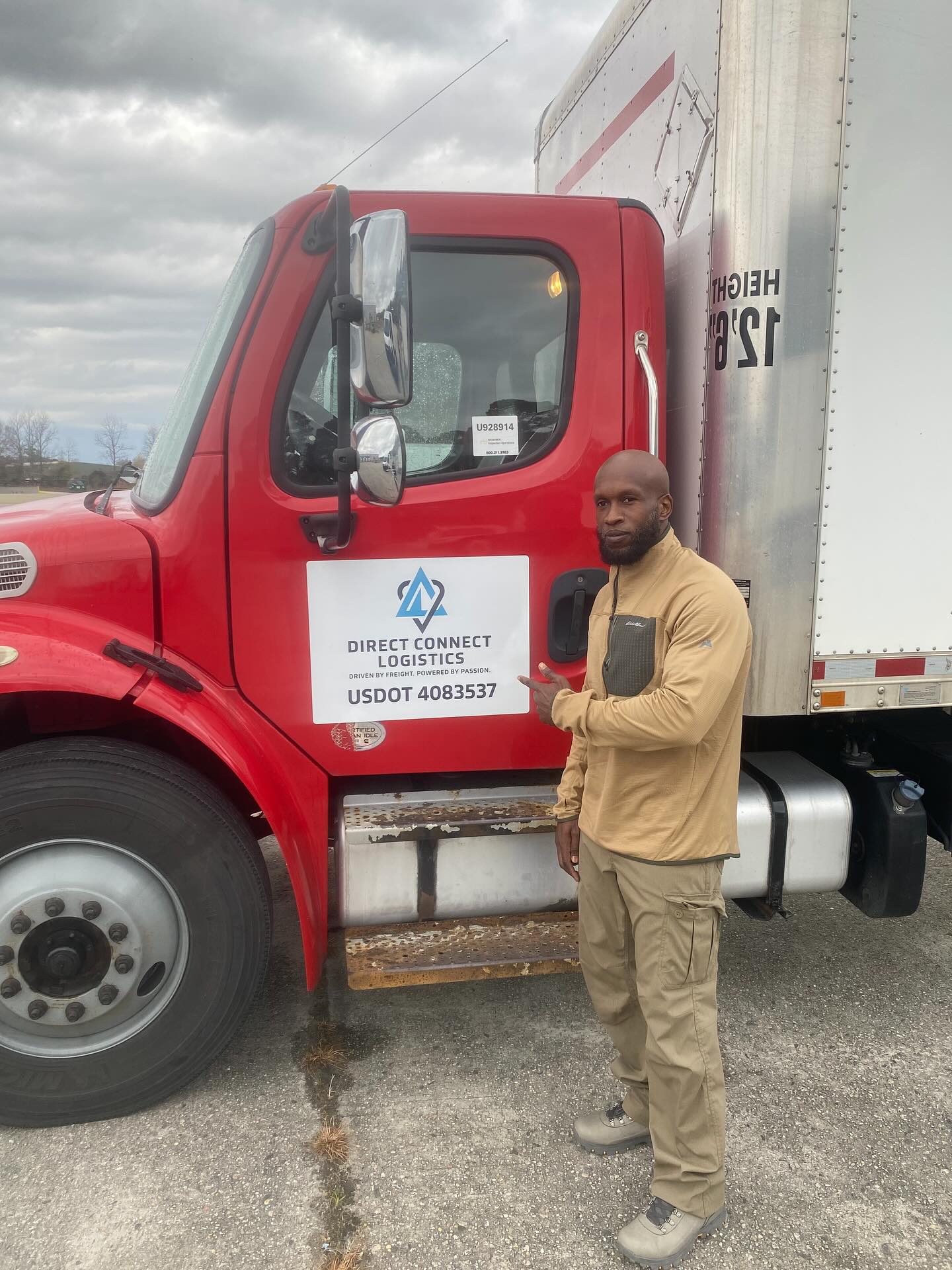 Freight doesn’t move itself.
It moves with discipline, systems, and execution.
That’s Direct Connect Logistics.