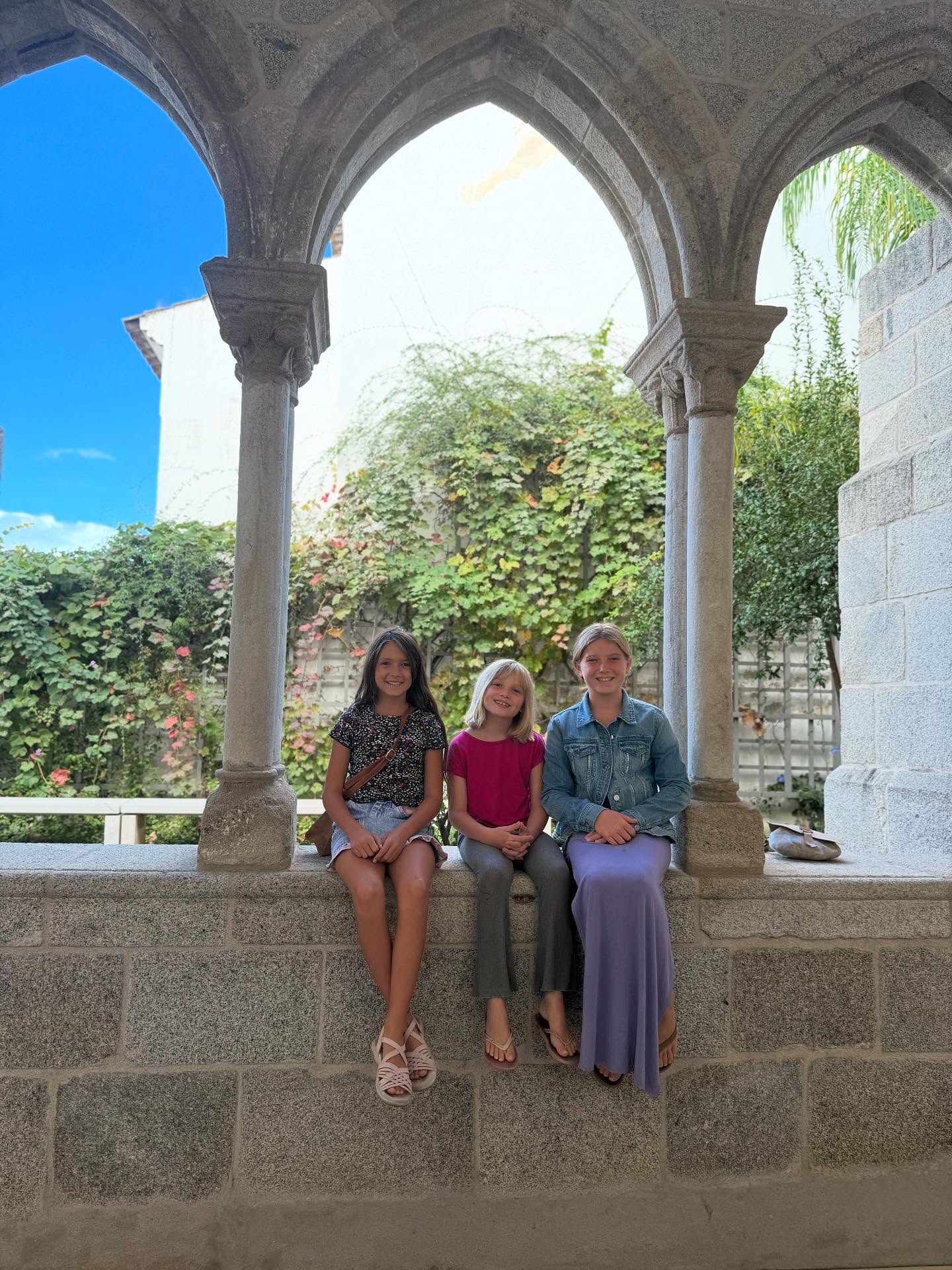 We made our way north to the city of Evora, and la Iglesia de San Francisco...with a chapel made of bones! Absolutely fascinating, and auspicious to be there around halloween. The church also had one of the largest collections of nativity scenes - made of everything from horse hairs to clay to crystal! #worldschool #portugal #worldasaclassroom