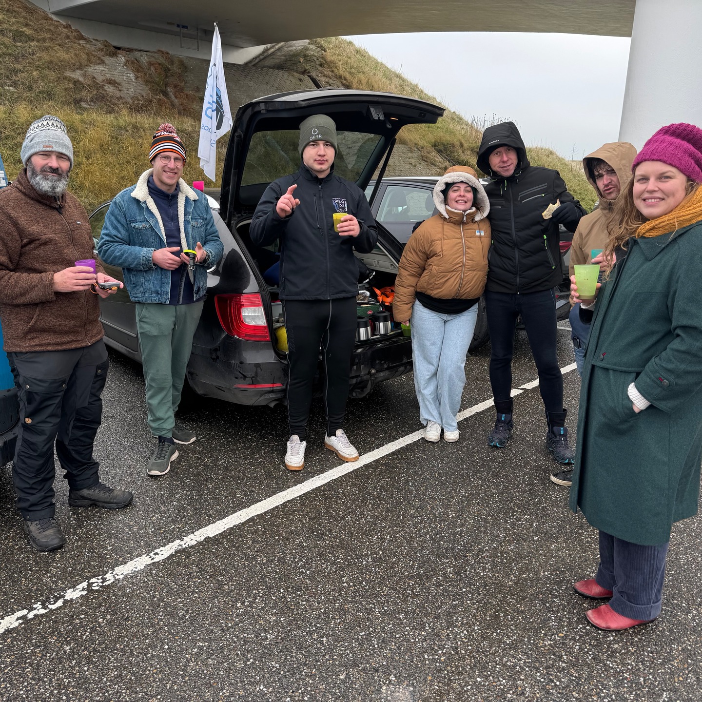 Wat is er beter dan je op te warmen na een frisse duik dan een kop verse chocolademelk?