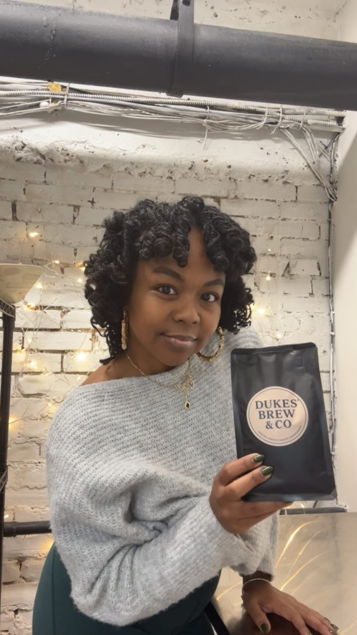 Bold. Smooth. Intentionally crafted ☕✨
Meet Dukes’ Signature Blend — a rich, balanced roast with deep body and a slow, luxurious finish.
Shop luxury you can brew at home:
dukesbrewandco.com
Shipping nationwide 🛫
Local Philly pick-up available 📍
#DukesBrewAndCo #SignatureBlend #SmallBatchCoffee #EthicallySourcedCoffee #PhillyCoffee