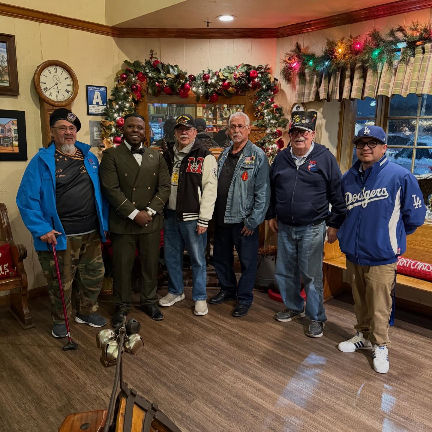 Public Service Announcement:
Support for Veterans is a nonpartisan paradigm and activity. 🫡🇺🇸