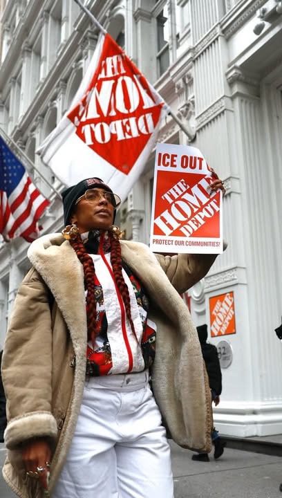 The people will rise! ⚡️⚡️⚡️
✊🏿✊🏾✊🏽✊🏼✊🏻✊🏼✊🏽✊🏾✊🏿✊🏾✊🏽✊🏼✊🏻✊🏼✊🏽✊🏾✊🏿
Proud to sing this chant by @resistancerevivalchorus cofounder @nelstamp with the beautiful crowd at yesterday’s buy-in action at Home Depot’s 23rd Street flagship store in NYC alongside community partners @daylaborernetwork, @nyic, @radiojornaleranj, @globalexchange, @reddepueblostrasnacionales, @iceoutofny, @nycpsl, and @peoplesforumnyc to say New Yorkers will not just sit back and let 🧊 terrorize our neighbors and we won’t shop at businesses that do.
300 New Yorkers bought and returned ice scrapers in cash to grind business to a halt and demand that Home Depot stop cooperating with 🧊 raids on their properties. When they got wind of what was going on, they temporarily locked their doors to the public, proving that they *do* have the power to keep 🧊 off their properties, too, they just choose not to.
Join a deportation defense training, learn how to identify 🧊 and use the S.A.L.U.T.E. system for reporting their activities, get a whistle and learn how to warn neighbors of 🧊’s presence when you see them, join your neighborhood mutual aid group, organize, and do not become numb to the brutal and blatantly unconstitutional mass deportation sweeps that are kidnapping people off the streets and disappearing our neighbors across this country. They are not right, they are not normal, and it is up to we, the people, to stand up and say so. The people will rise.
🎶🎤 Music led by @shyyvonne, cover 📸 by @kishabari