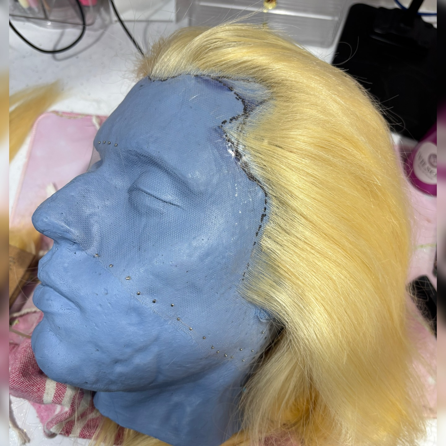 This wig got a full re-front ✨ Hairline and parting swapped to HD lace, with a finer, more natural ‘male’ hairline. Re-fronting is perfect when your lace is worn or if your off the rack wig doesn’t match your needs. A little reconstruction can completely elevate your look 👌🏽
.
.
.
.
.
.
#hairpieces #lacewigs #wigmaking #hairextension #frontlacewig #toppers #wigsforalopecia #wigstyling #wigrepairservice #wigmaker #wigknotting #wigfoundation #wigmakersunite #OncologyAesthetics #bournemouthwigs #alopeciauk #bournemouthhair #hairlossuk #hairlosssolutions #naprawyperuk #fashionwigs #wigsforevents #cosplaywigs #wigdesign #wigrefront #ladygagafans #menswigs