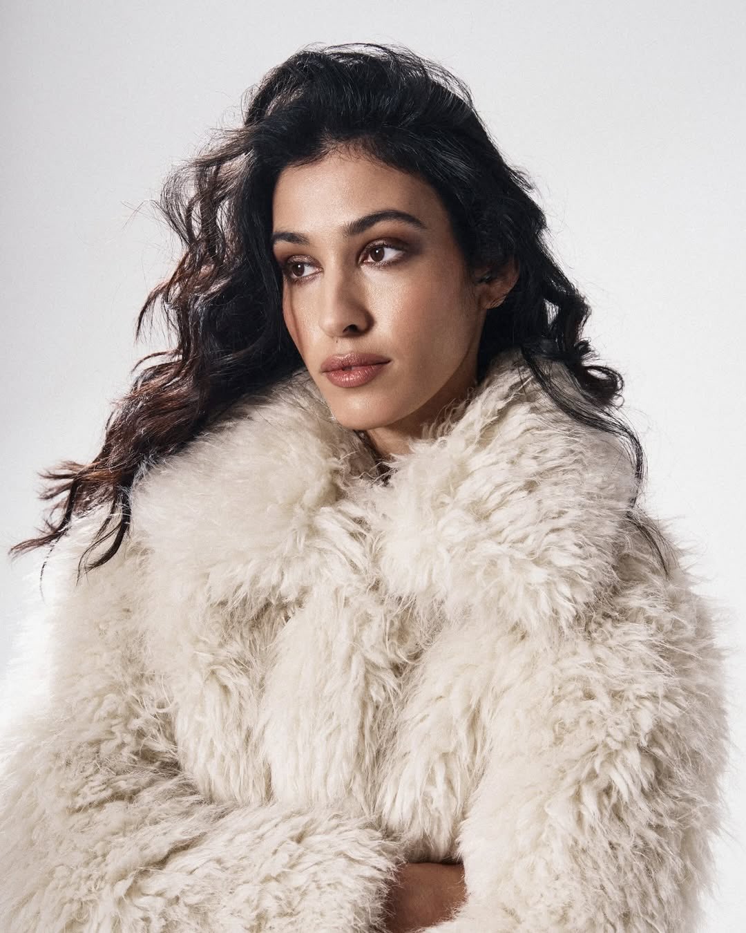 📸✨
Photographer @danlipf
Stylist @rebeccamevanswhite
Studio @flash.studios.london
HMUA@zoerubinmakeup @creativesagencyltd
Model @adrianacssta
#londonmakeupartist #naturalmakeupartist #londonhairstylist #londonmua #londonbridalmakeupartist #makeupartistuk #springmakeup