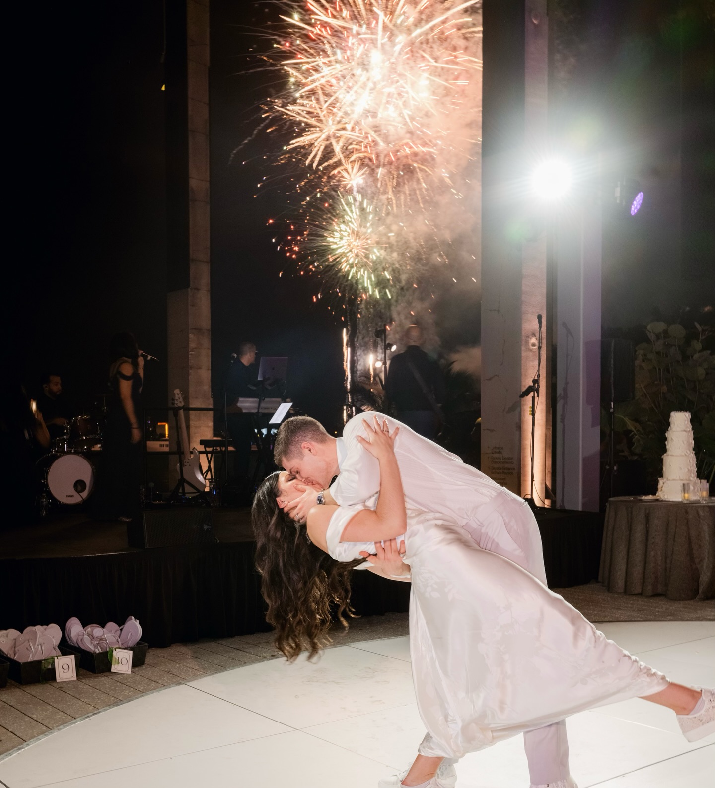 ALIX + JOE | 12.09.22
Under the fireworks your forever began! Today we celebrate every bright, beautiful moment since. Happy 3 years @whatalixupto & @whatjoeupto! ā„ļø
š: @pamm | @pammvenue
šø: @fictionevents
šø: @psphotofilms
š¶: @tropics.entertainment | @libido.band
š: @alventoentertainment
š: @firepowerdisplays
š: @daniela.gozlan.beauty | @s_bridalvalet
š“: @byconstellationfl | @byconstellationpamm
š¤: @mmartel2