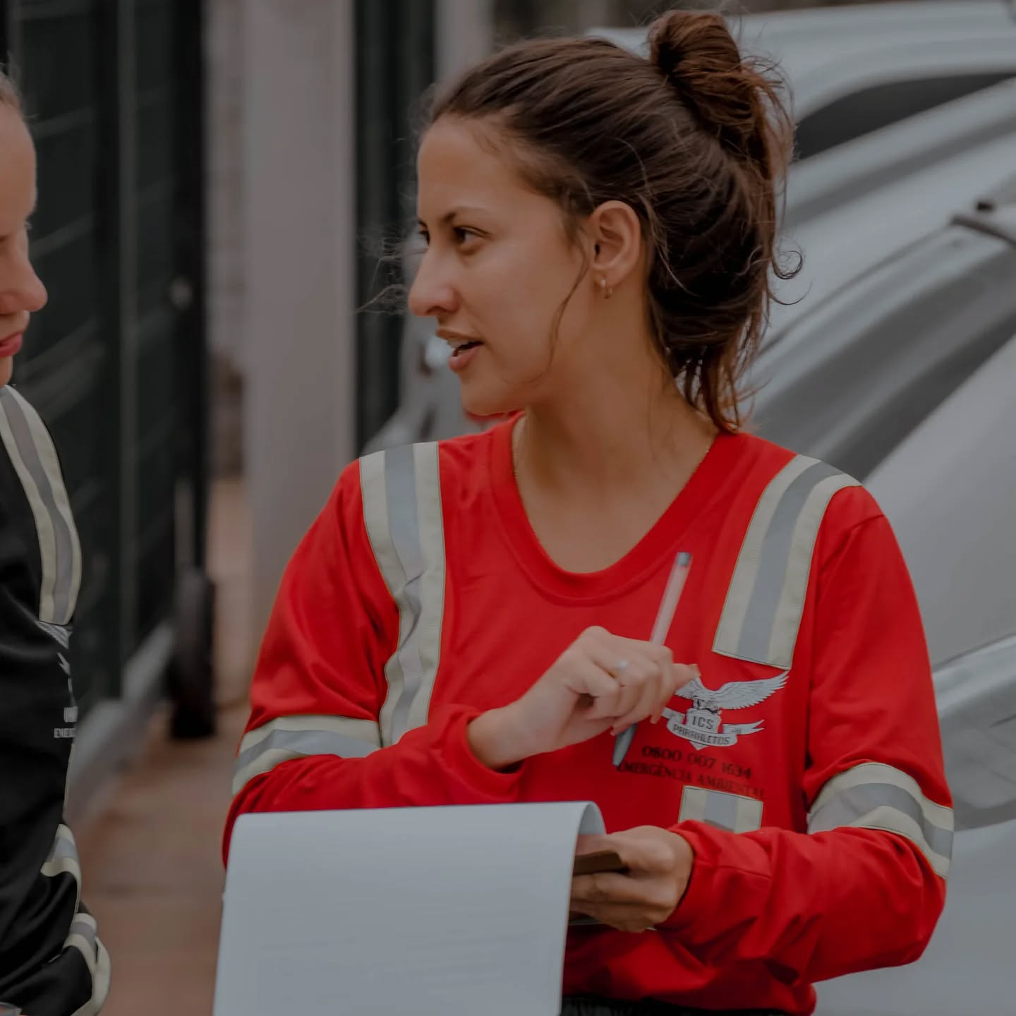 Dia de campo e alinhamento técnico. 👷♀️📋
A engenheira Mayumi Lee esteve presente nas instalações da @inovarambientaloficial para uma visita técnica. O acompanhamento presencial é fundamental para garantir a excelência nos processos e fortalecer nossa parceria em soluções ambientais.
#Engenharia #VisitaTécnica #MeioAmbiente #Parceria #Qualidade
