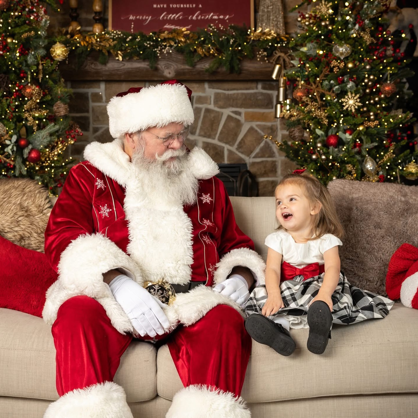 I’m so thankful to celebrate the joy and magic of Christmas through all of your beautiful children ❤💚