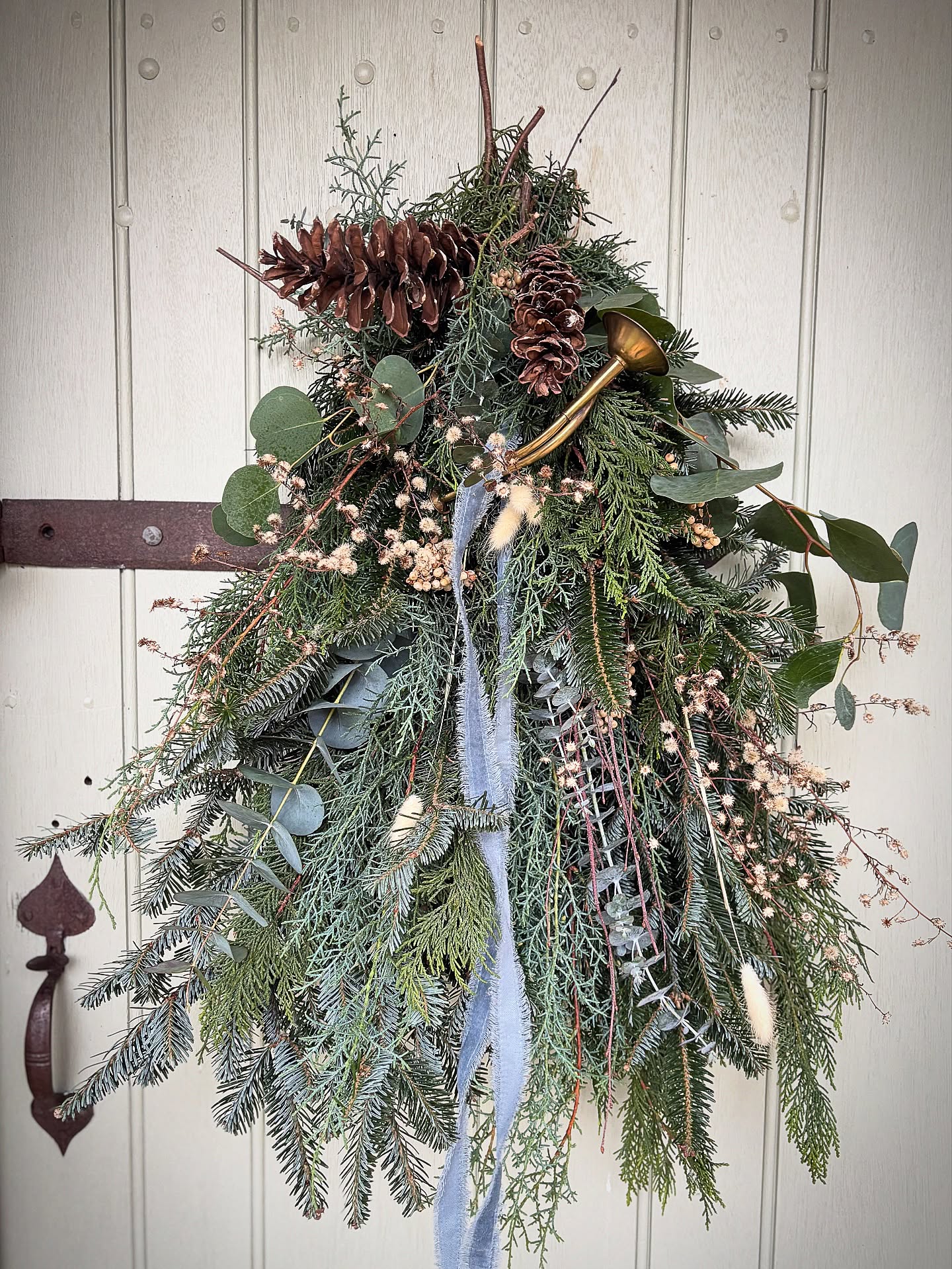 Toot, Toot! Swags make a beautiful (and versatile) alternative to wreaths. Gathered, fragrant bunches of Winter-
Preorder for pick up.