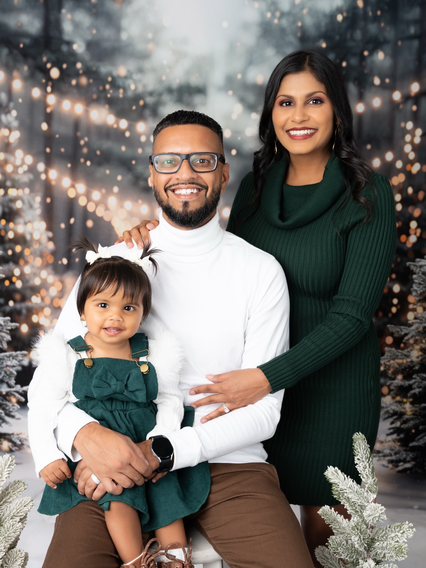 ✨ The magic of Christmas is already in the air ✨
I feel so grateful to capture the moments where families come together, laughter grows, and love becomes tradition. 🎄💛
Thank you to every family for trusting me with your most special memories.
This season always reminds me why I love what I do.
📸 Here is a glimpse of some of the most magical Christmas sessions from this year.
I hope you enjoy them as much as I loved creating them! ✨
#gorgeouspicturephotographygorgeouspicturephotography #orlandophotography #orlandophotostudio
https://www.gorgeouspicture.com