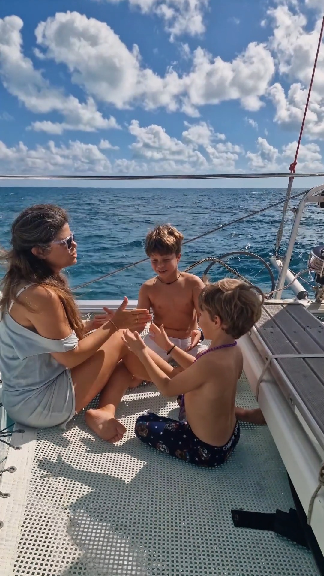 This was last December (2024) - sailing in the most perfect Bahamas conditions: steady wind, almost flat seas, and wonderful sun ☀️
Sitting outside like this wasn’t something we took for granted.
We had just left the winter behind in the US - packed all our warm clothes into vacuum bags and tucked them into the storage hatches.
We appreciated every second of this sail
.
#FollowThe5un #BahamasVibes #SailingFamily #LifeAtSea #NomadicFamily #FamilyAdventures #OurJourney #WinterEscape #LiveYourDream #Lagoon400