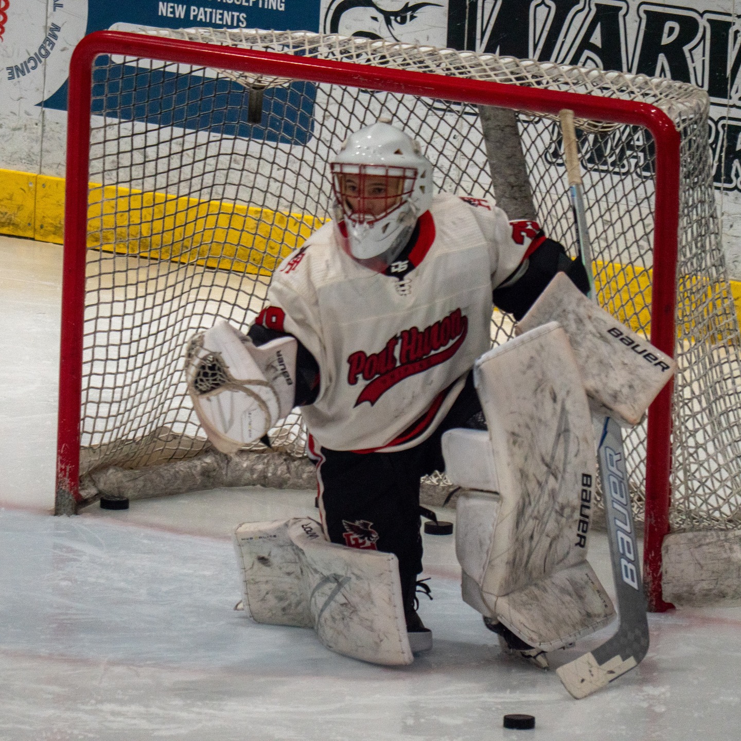 Frozen moments from the Port Huron rink 🏒❄️
There’s nothing like the intensity in the crease, the scramble in front of the net, and that split-second when the puck hits the pads and the crowd holds its breath.
📸 Captured for Port Huron Prowlers and visiting goaltenders holding the line
❤️ Like, share & tag the players and families
📍 Port Huron, Michigan
Want your athlete in action?
Send a DM to book game coverage or to purchase prints and digital files from this matchup.