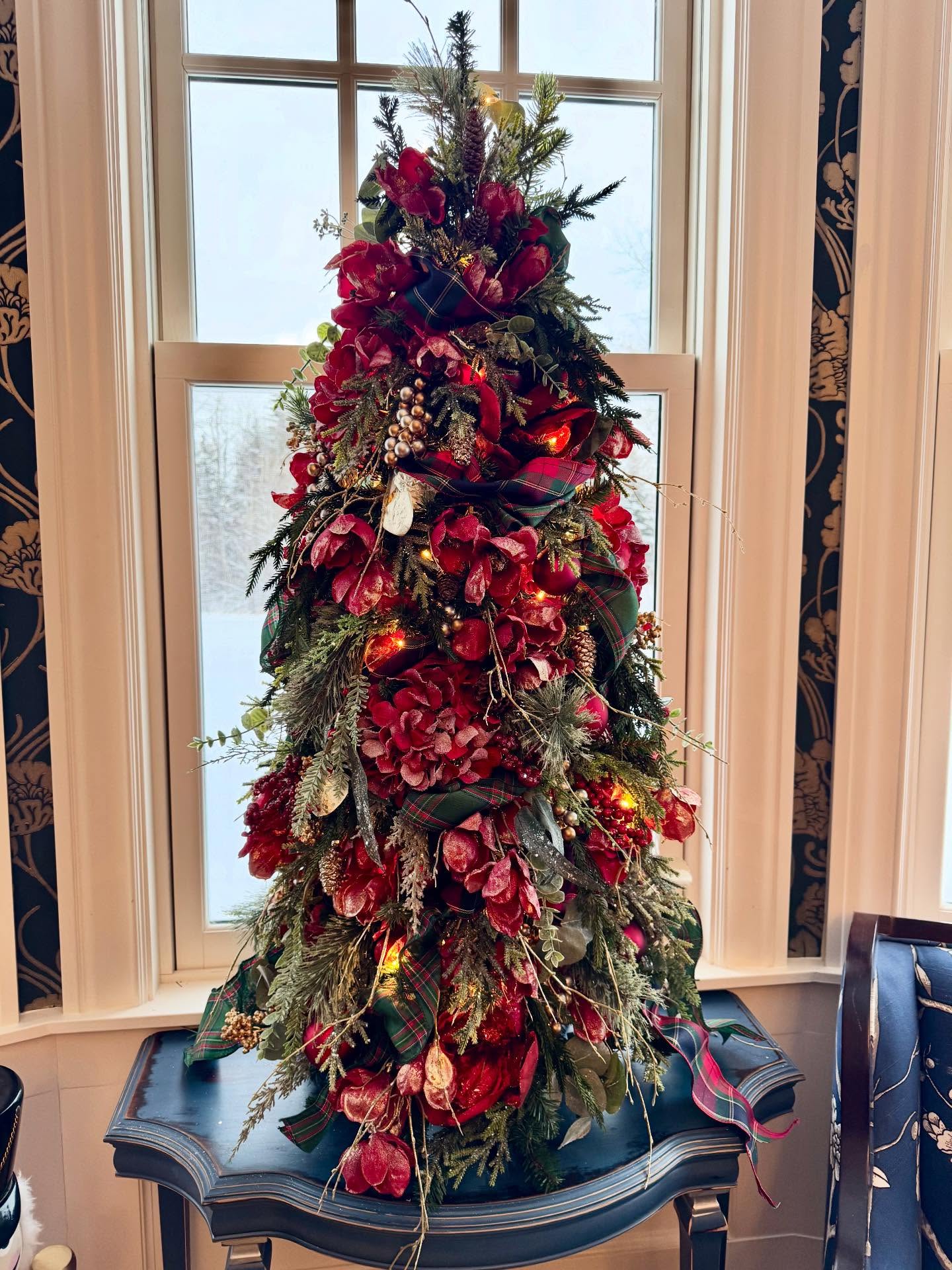 Hi everyone!!! Well, my husband called it. He knew I would add something to the dining room!! I just had to add a little table tree in the dining room, and I couldn’t be happier with how it turned out.
Every year I try to rethink how I can use the Christmas decor I own. This year I’m loving adding not only “coloured decor” to the tree but I am also adding a variety of different greens through picks and sprays placed dramatically throughout the tree. The effect is simply beautiful! It creates so much texture and interest to the tree. It’s really a game changer!!! As well, this tree is 90% RED, a little green and a little gold momemts but the overall look is very tonal, slightly dark and really is stunning, especially in person.
What new looks are you trying in your Christmas decor? I challenge myself every year to reinvent what I already have. 100% of this tree was pulled from my decor from past years. How do you rethink what you own? I would love to be inspired!
#christmas #christmastree #ralphlauren #traditional #redchristmas