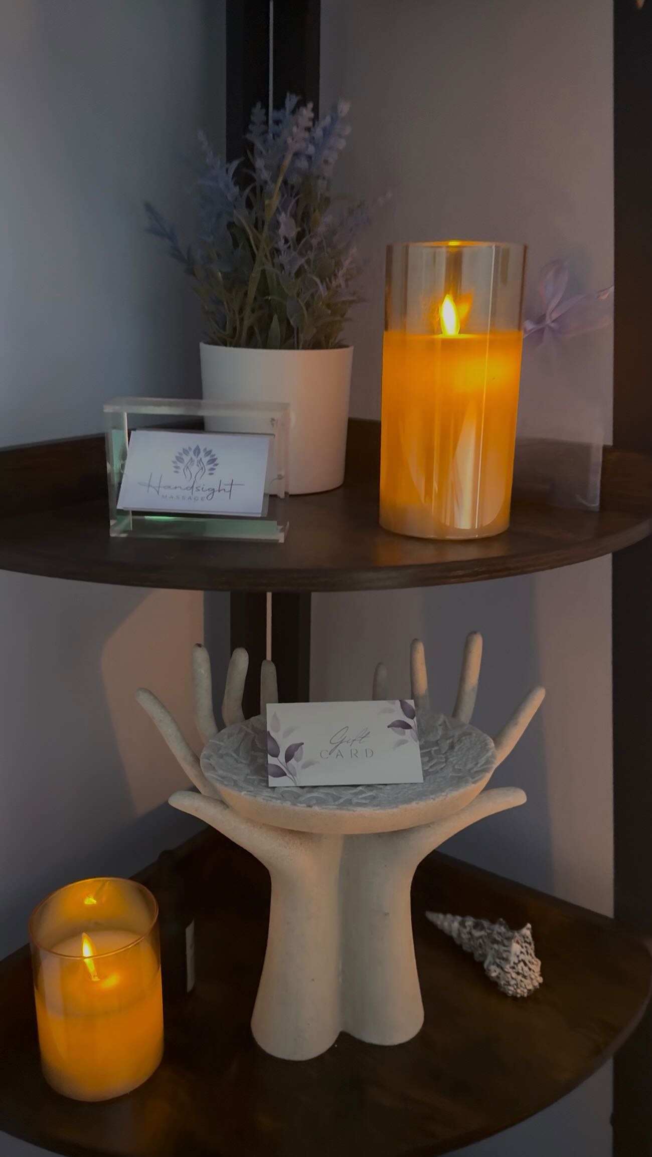 Closing the week holding space for rest, release, and gentle reconnection.
Your body speaks. I listen. 🤍
#massage #massagem #veronanj #montclairnj #westorangenj #cedargrovenj #bloomfieldnj #mindfulness #totowanj #kearnynj #