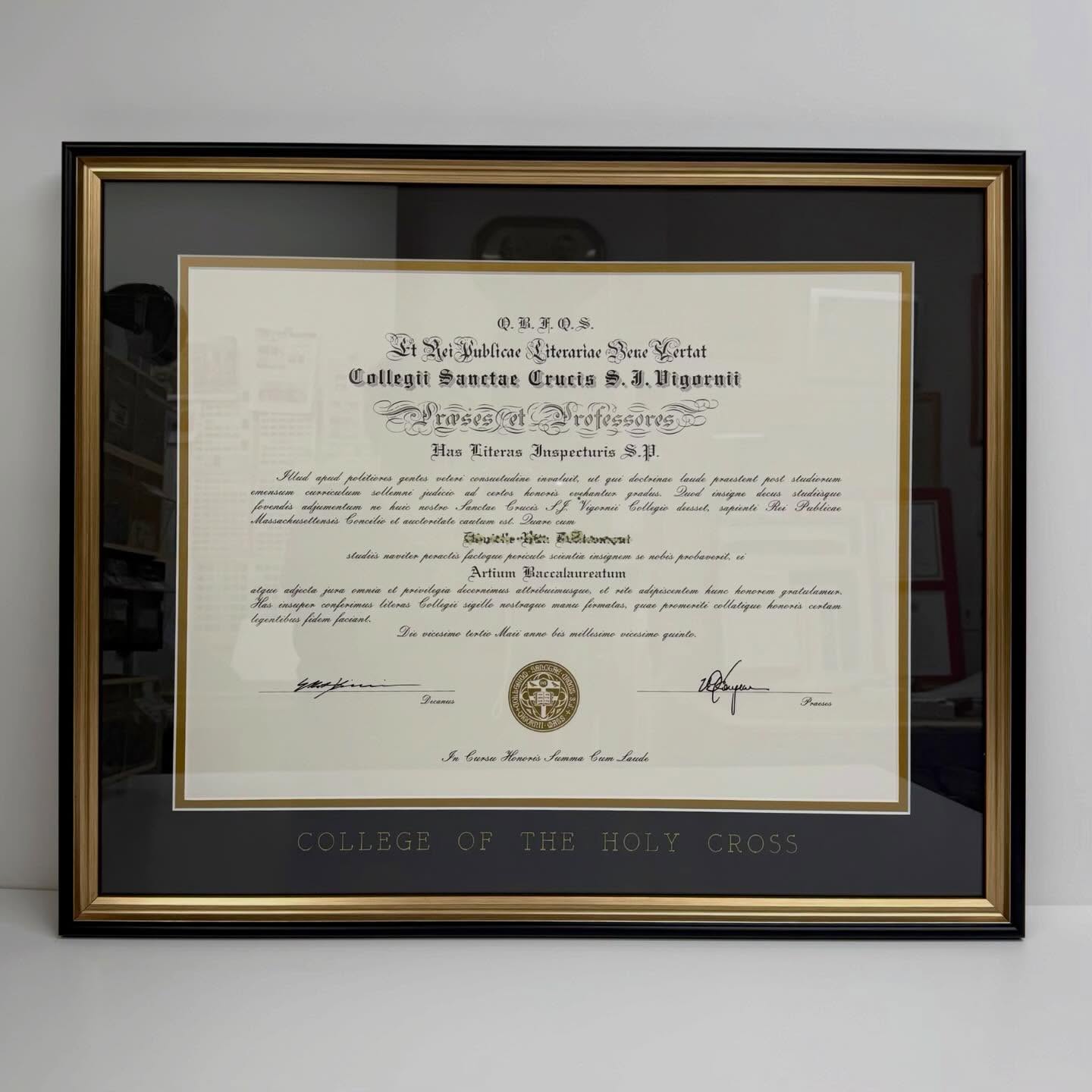 Some of the fun projects we’ve been working on recently. Did you know we can add text to a mat border. We can, and do.
#frameddiploma #collegeoftheholycross #customartframing #beterthanbasic